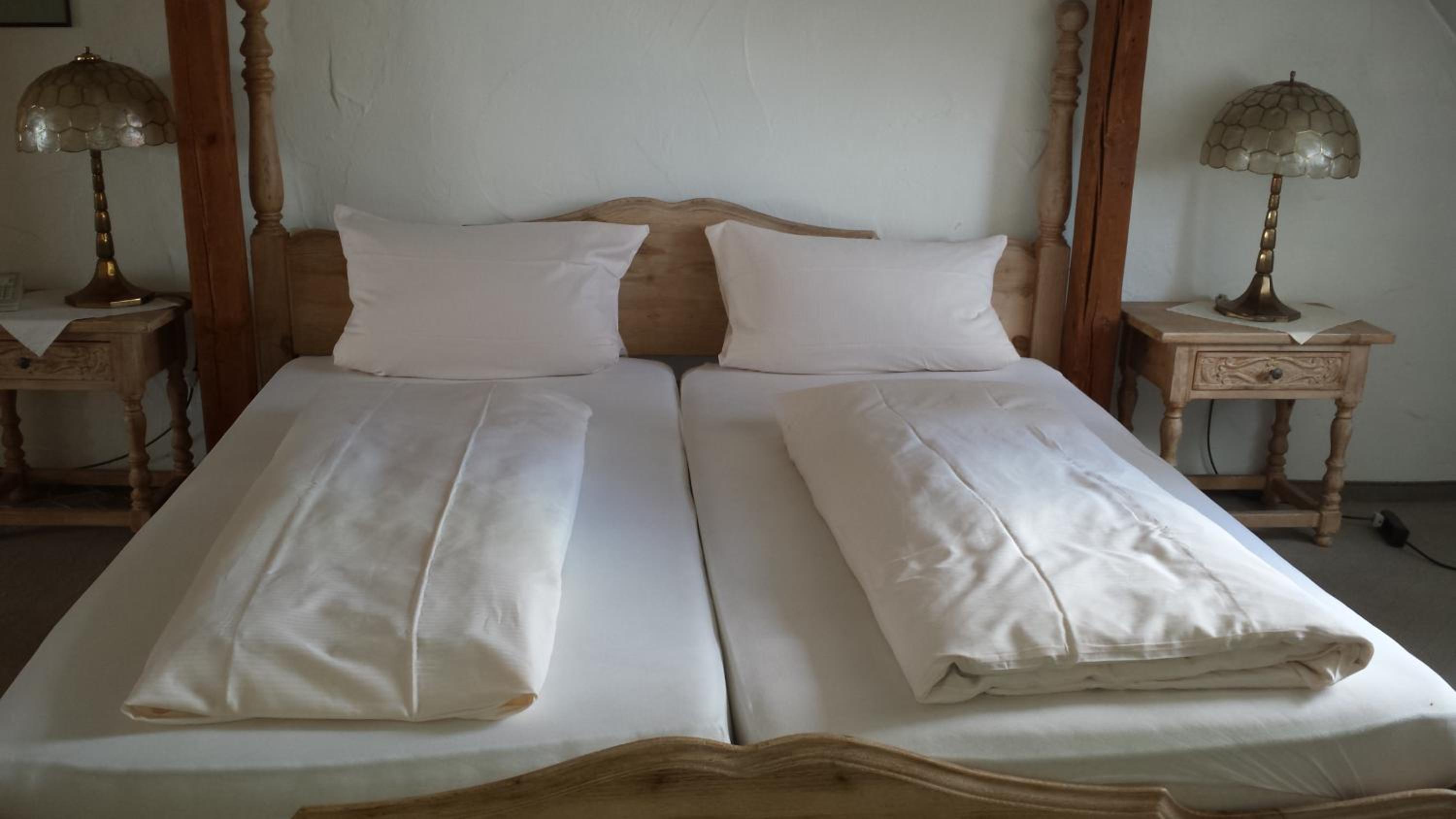 Double Room - Photo 5
