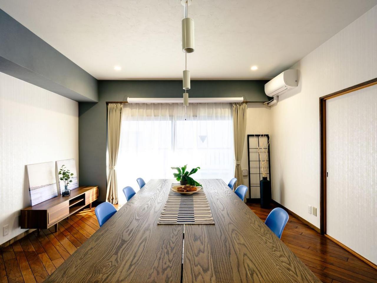Three-Bedroom Apartment photo 3