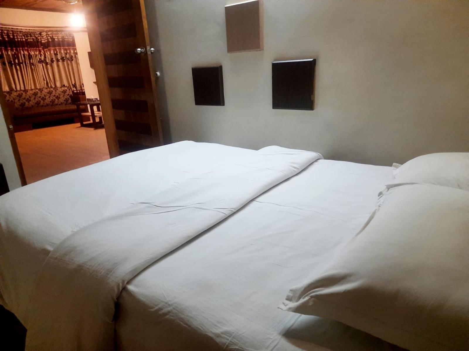 Three-Bedroom Suite photo 1