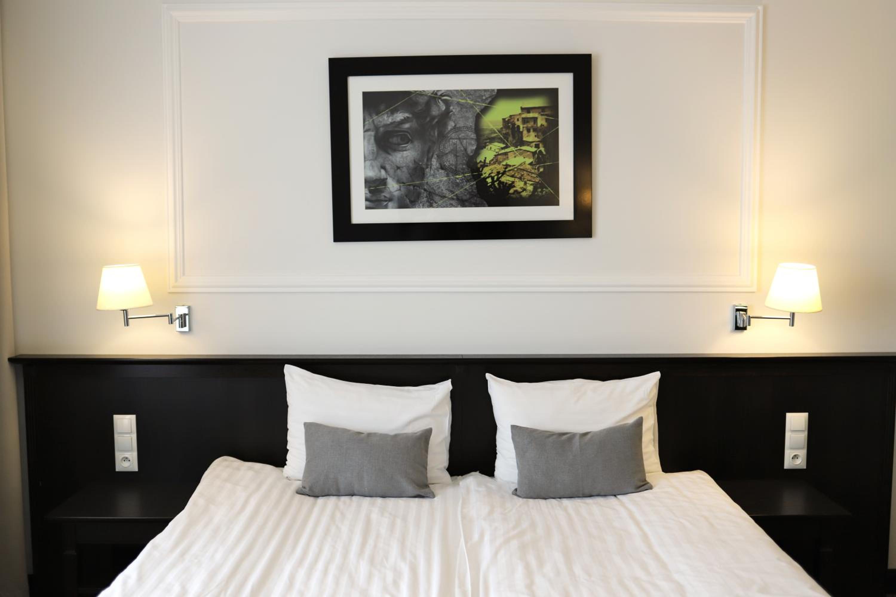 Double Room - Photo 4
