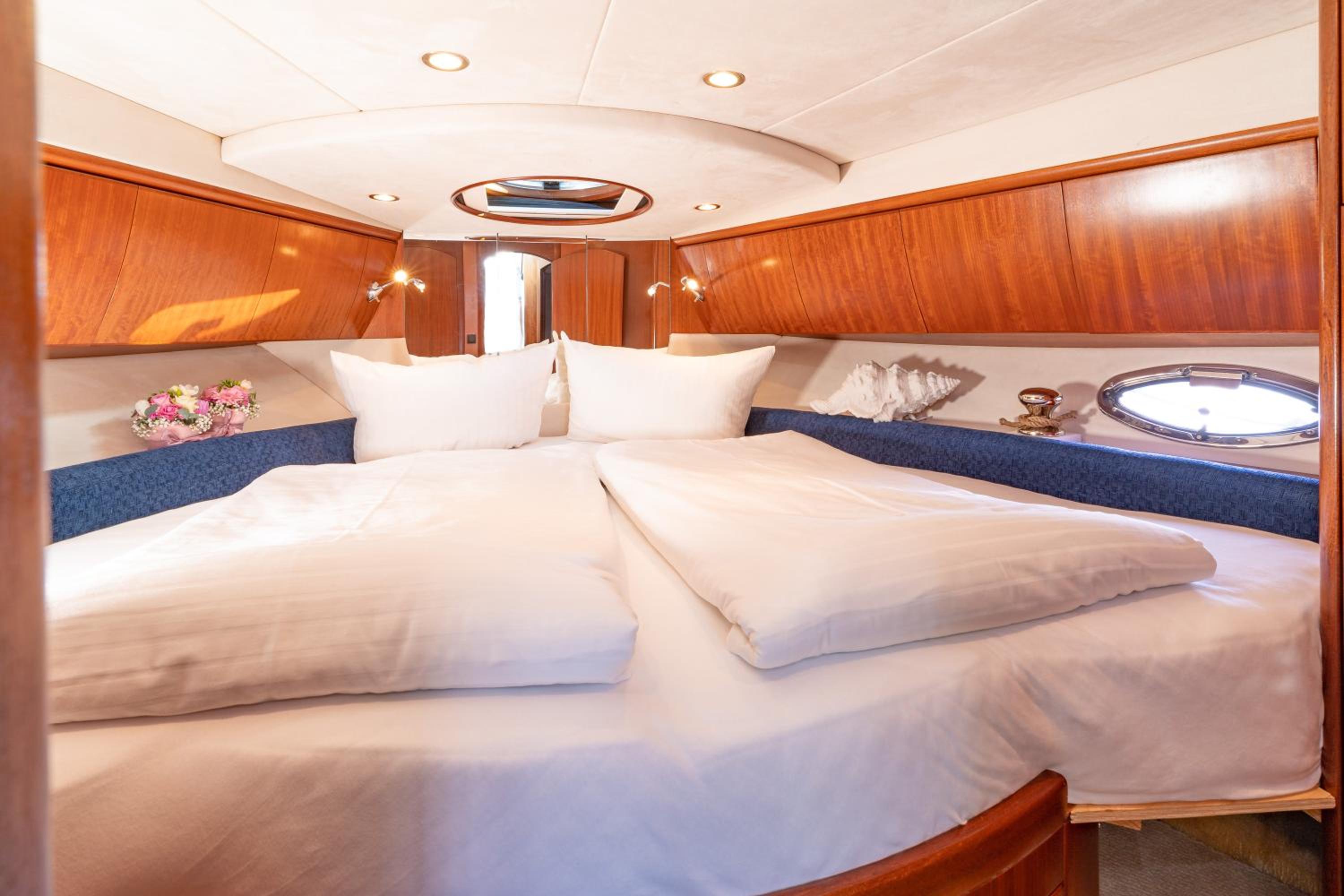 Luxury Motor Yacht II