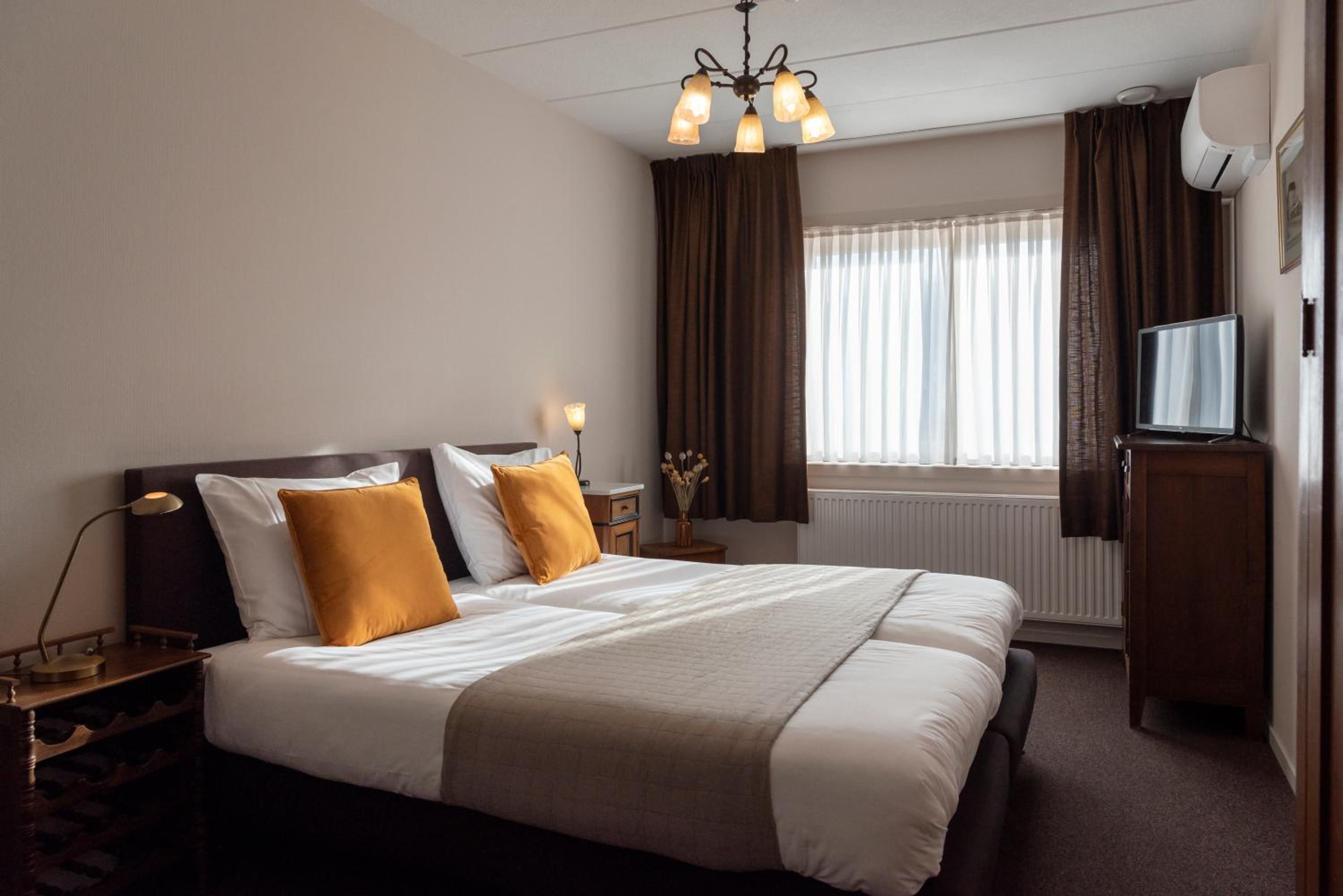 Double Room - Photo 1