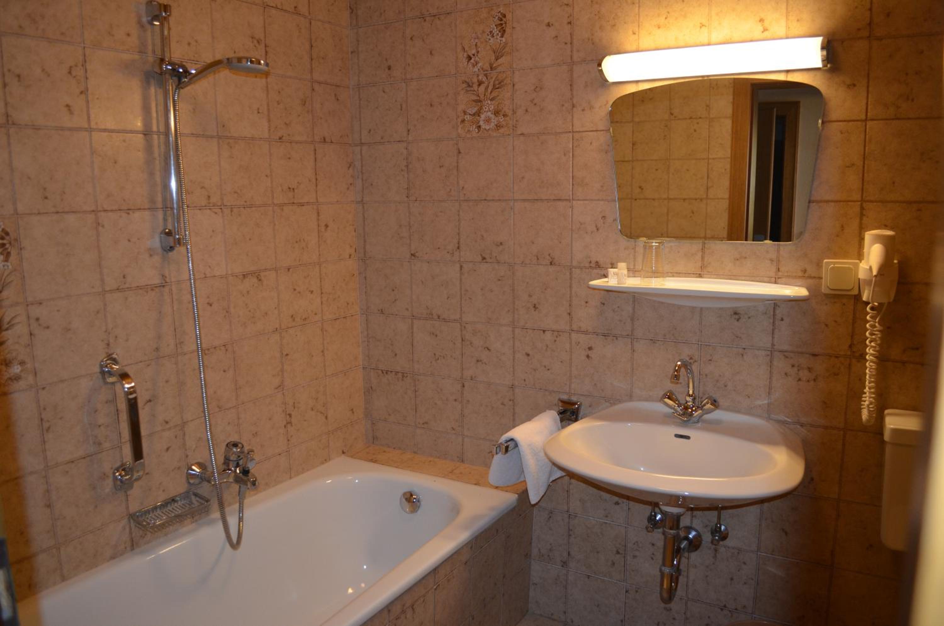 Double Room with Balcony photo 3