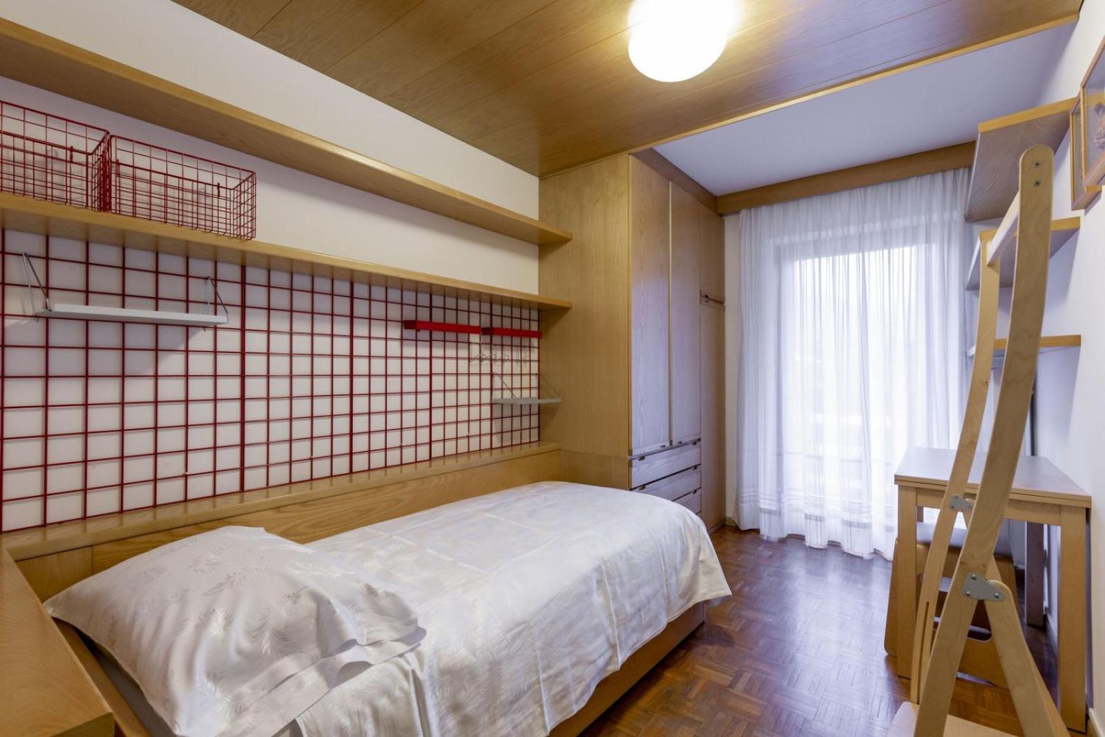 Three-Bedroom Apartment photo 1