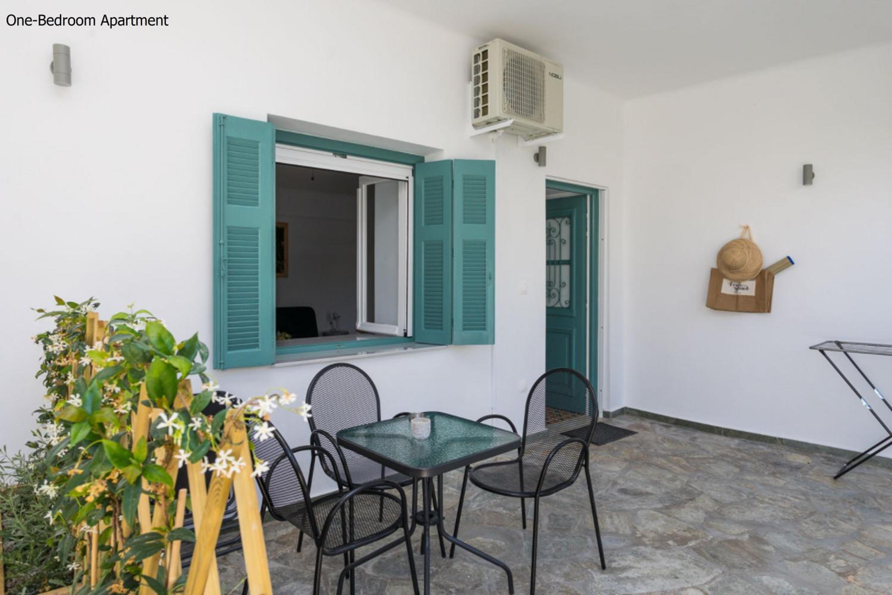 One-Bedroom Apartment - Photo 16