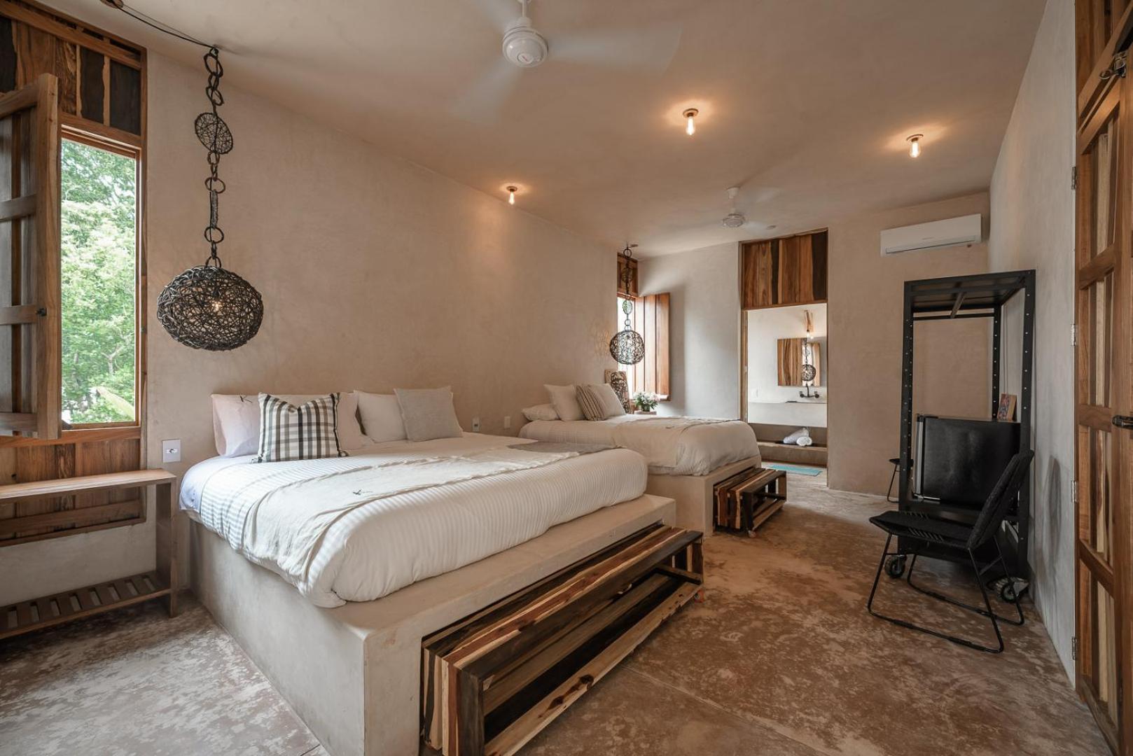 Double Room with Two Double Beds - Photo 1
