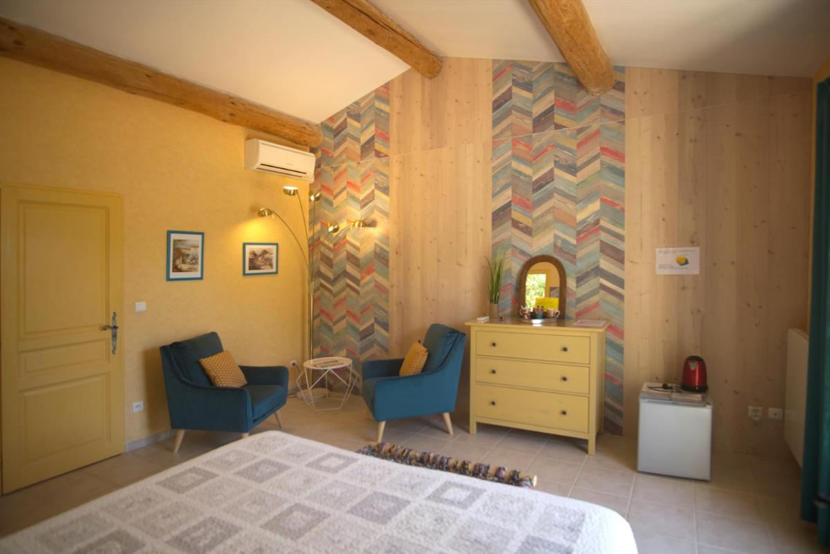 Deluxe Twin Room photo 3