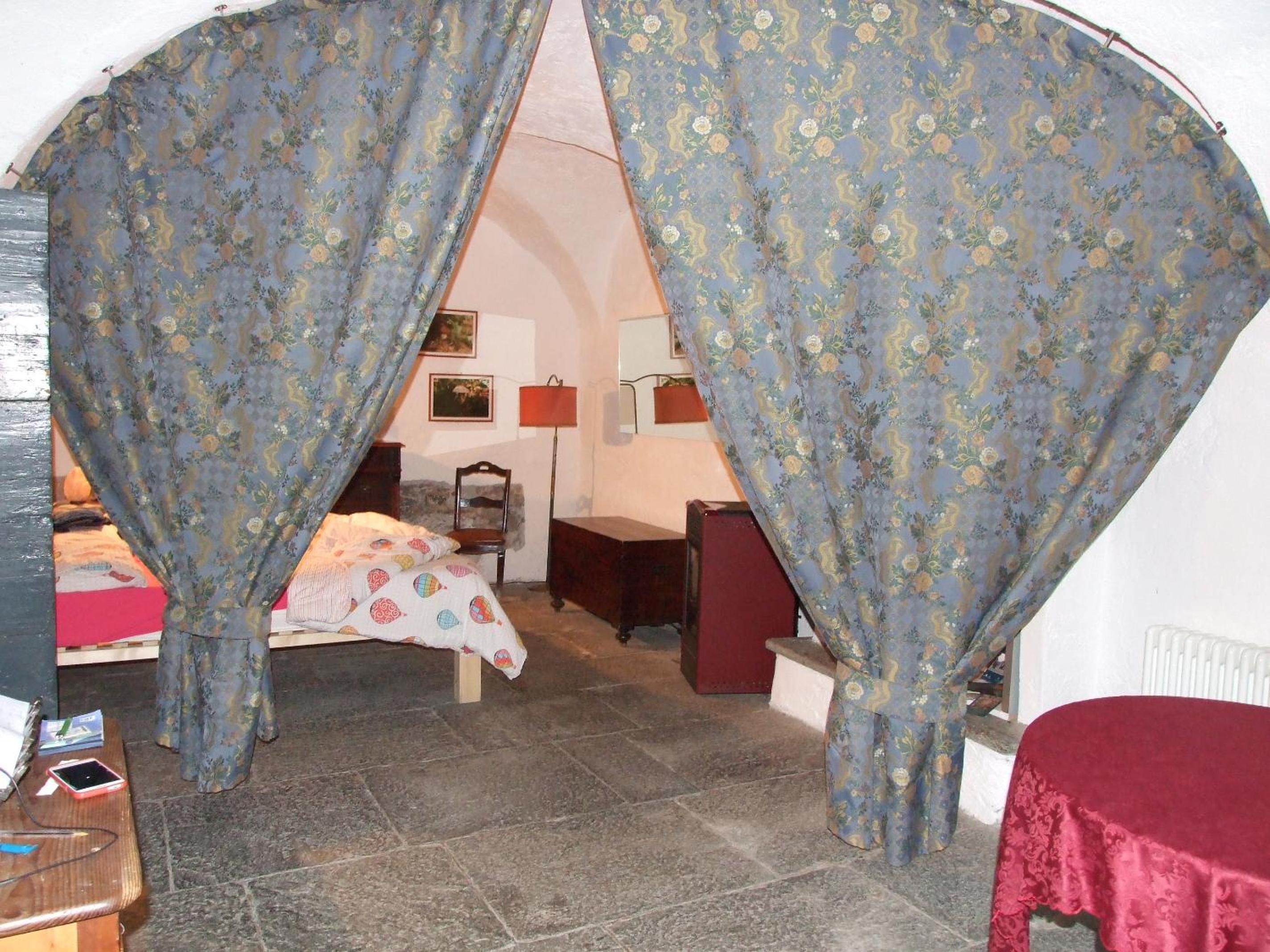 Large Double Room photo 2