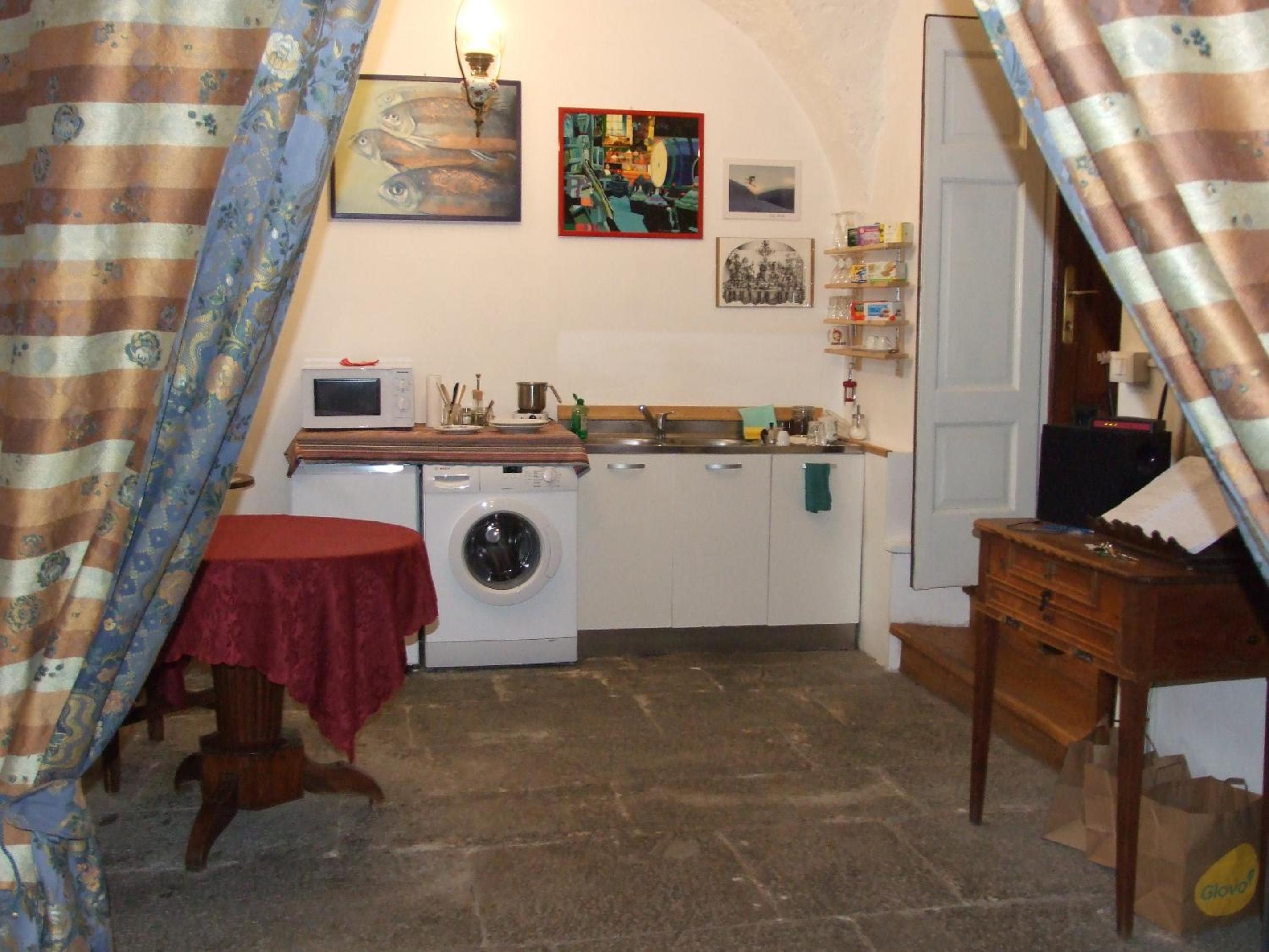 Large Double Room photo 3