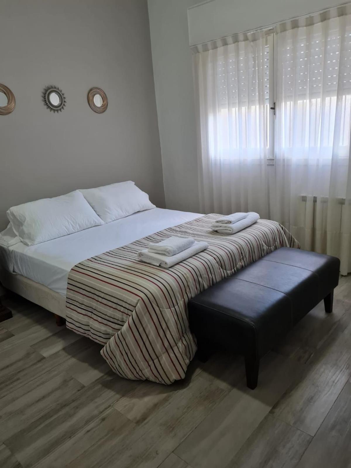 Two-Bedroom House photo 3