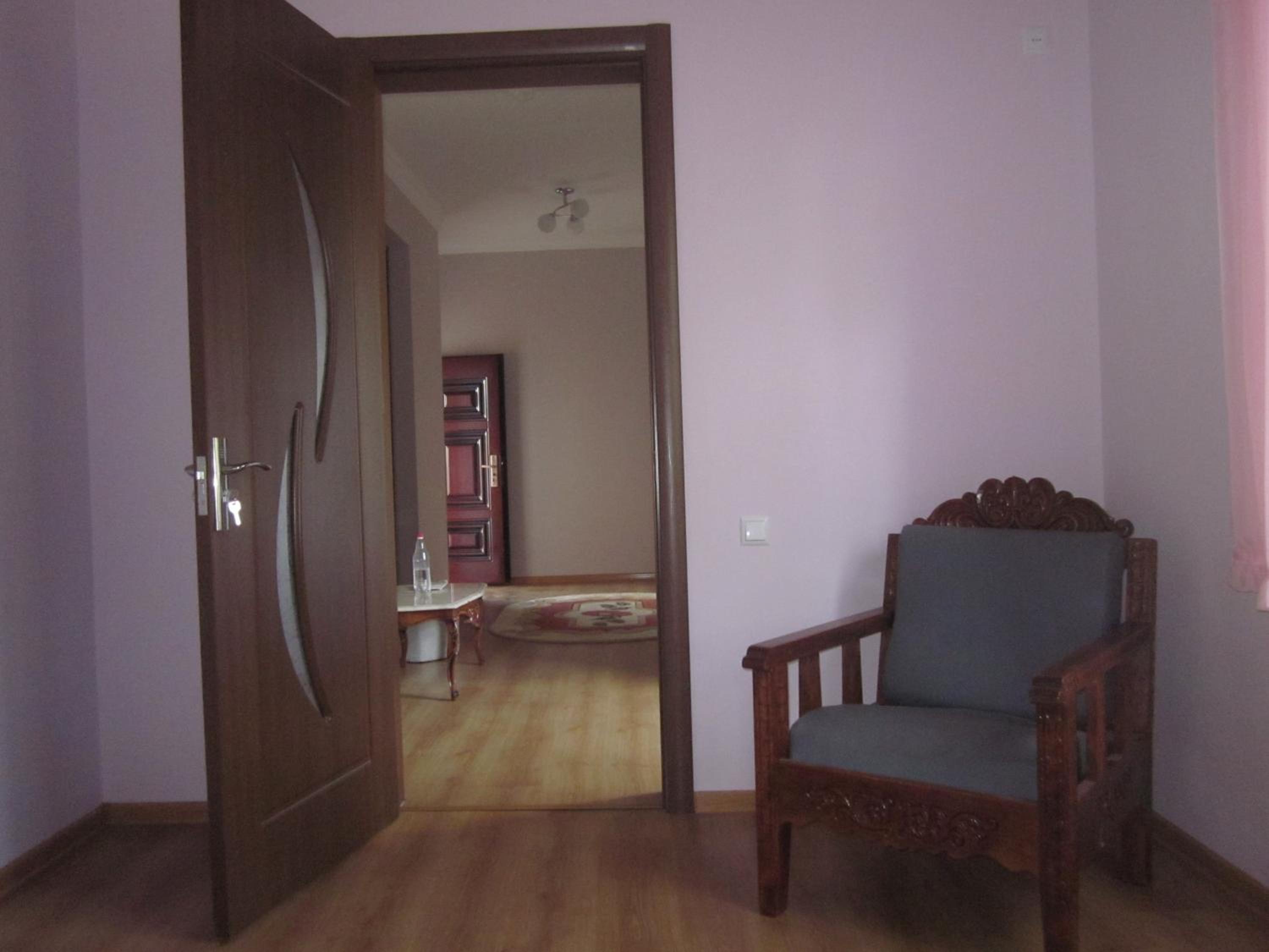 Family Room with Private Bathroom photo 1