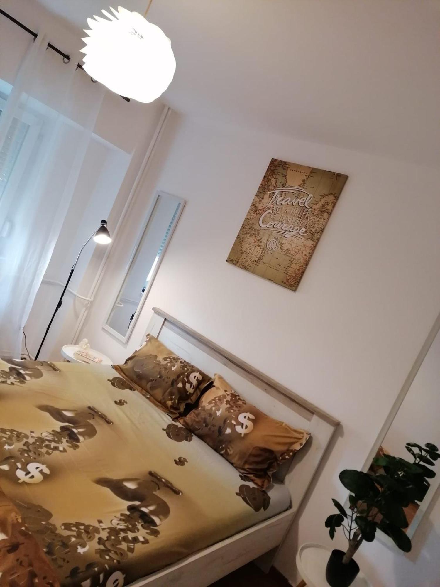 Two-Bedroom Apartment - Photo 9