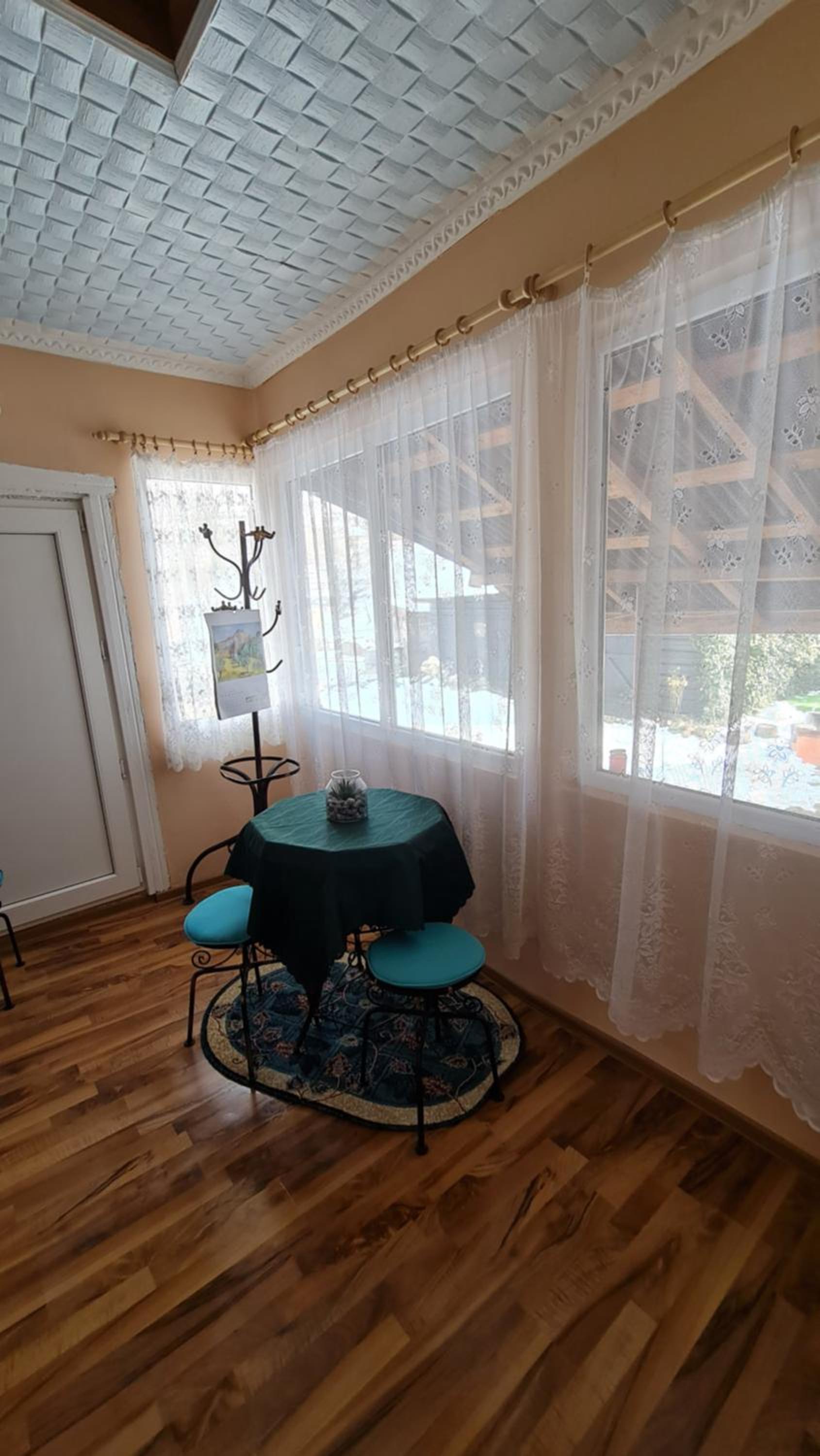 Two-Bedroom House - Photo 27