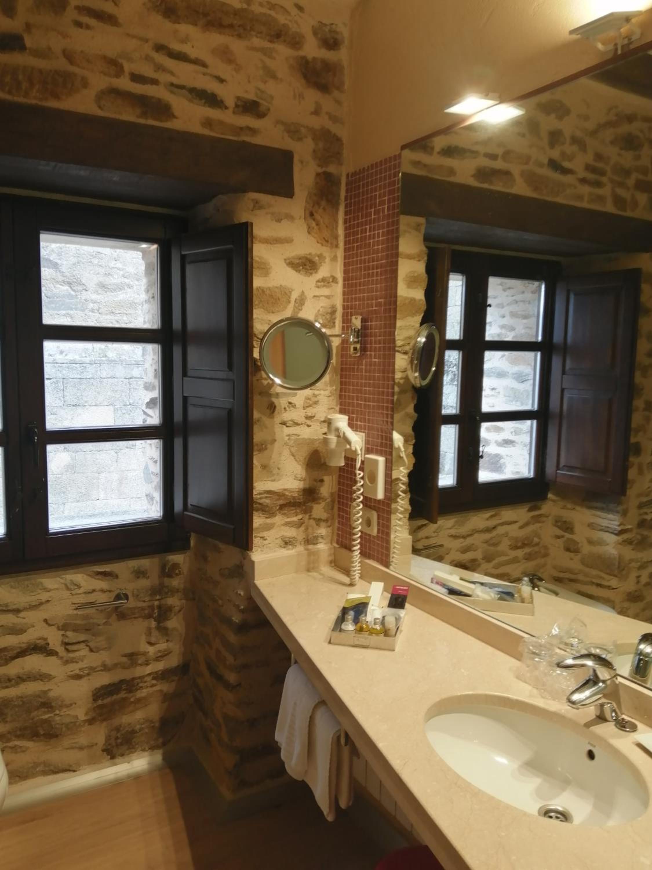 Double or Twin Room photo 2