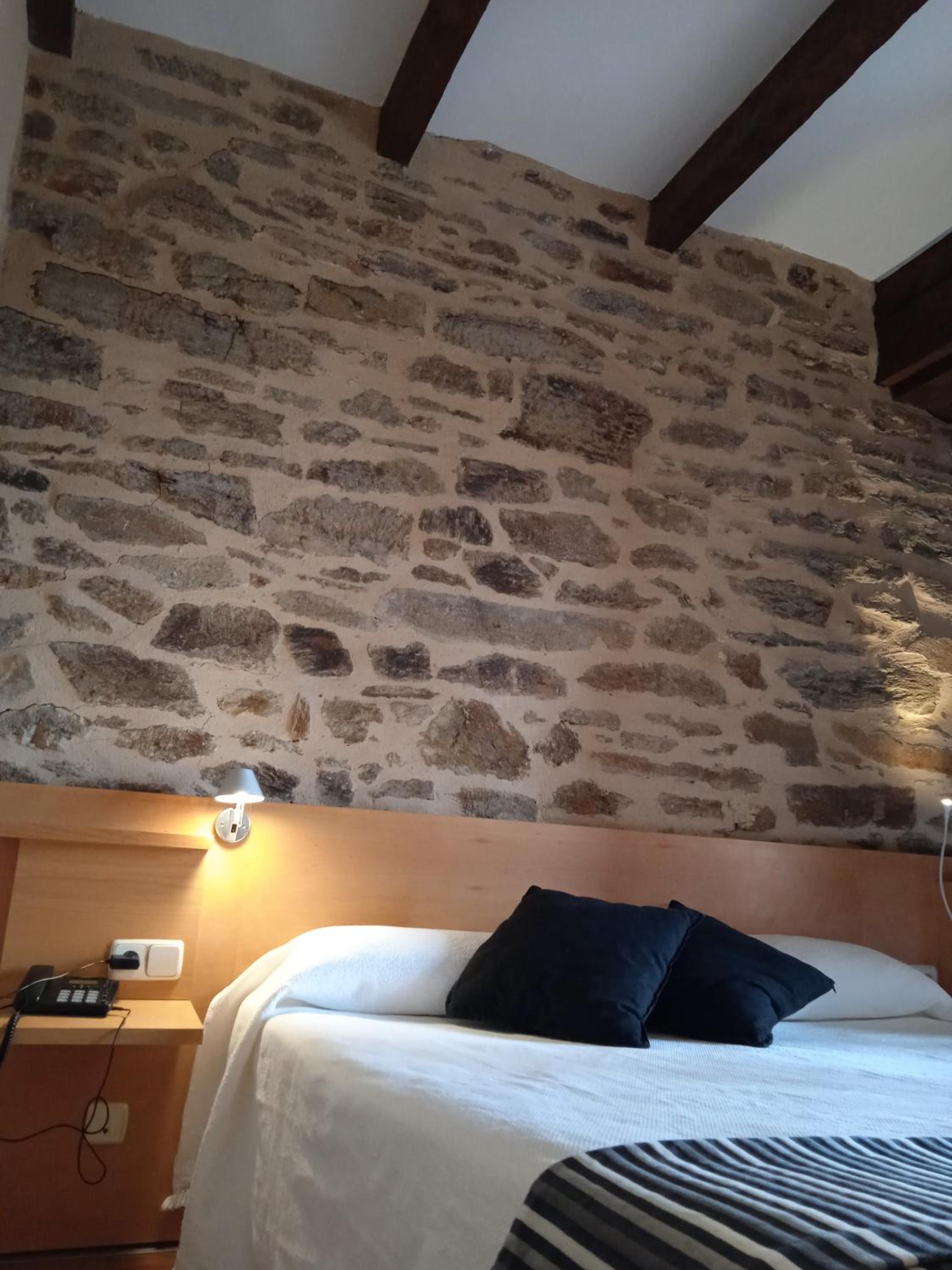Queen Room with Spa Bath photo 3