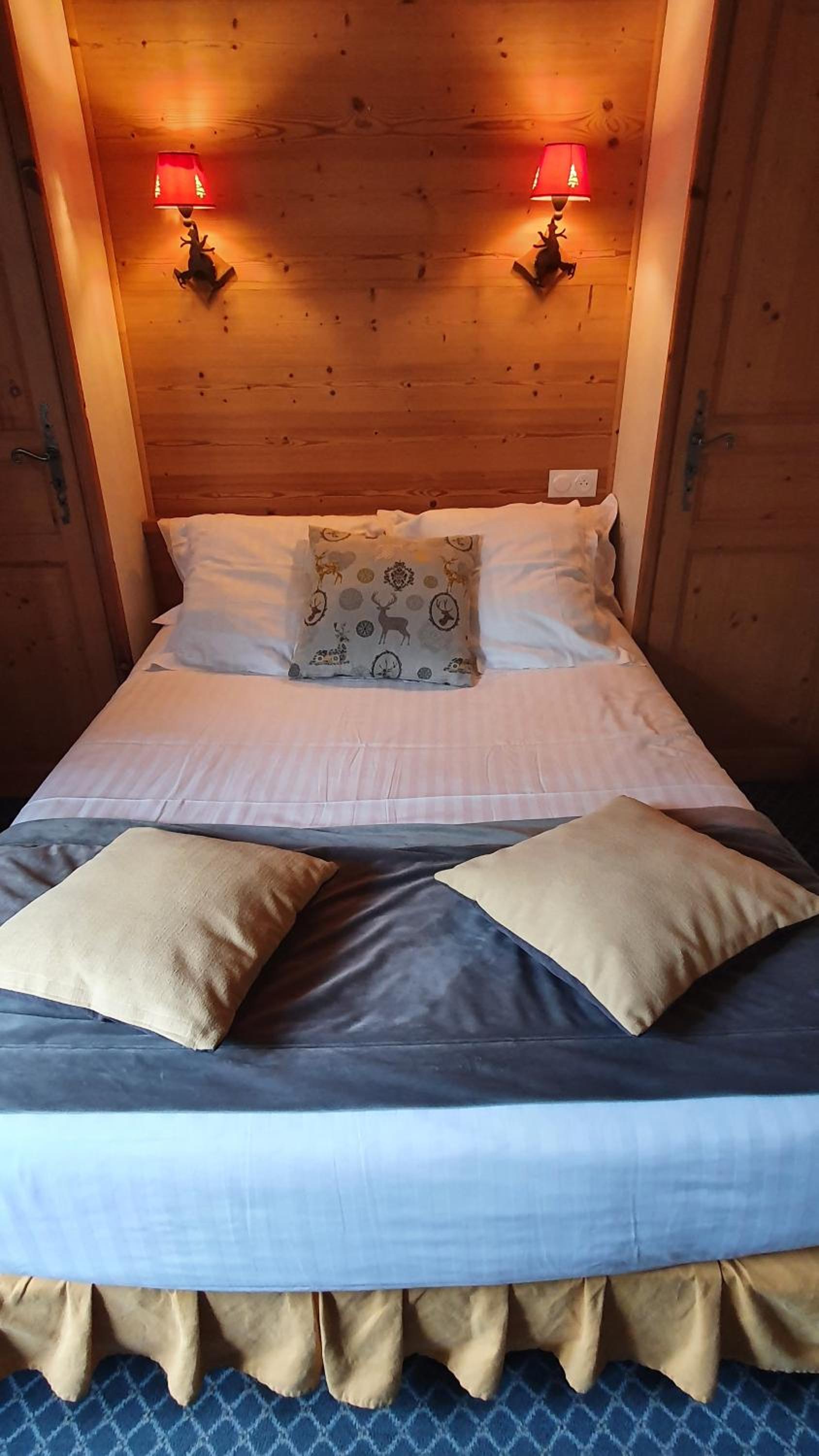 Budget Double Room photo 2