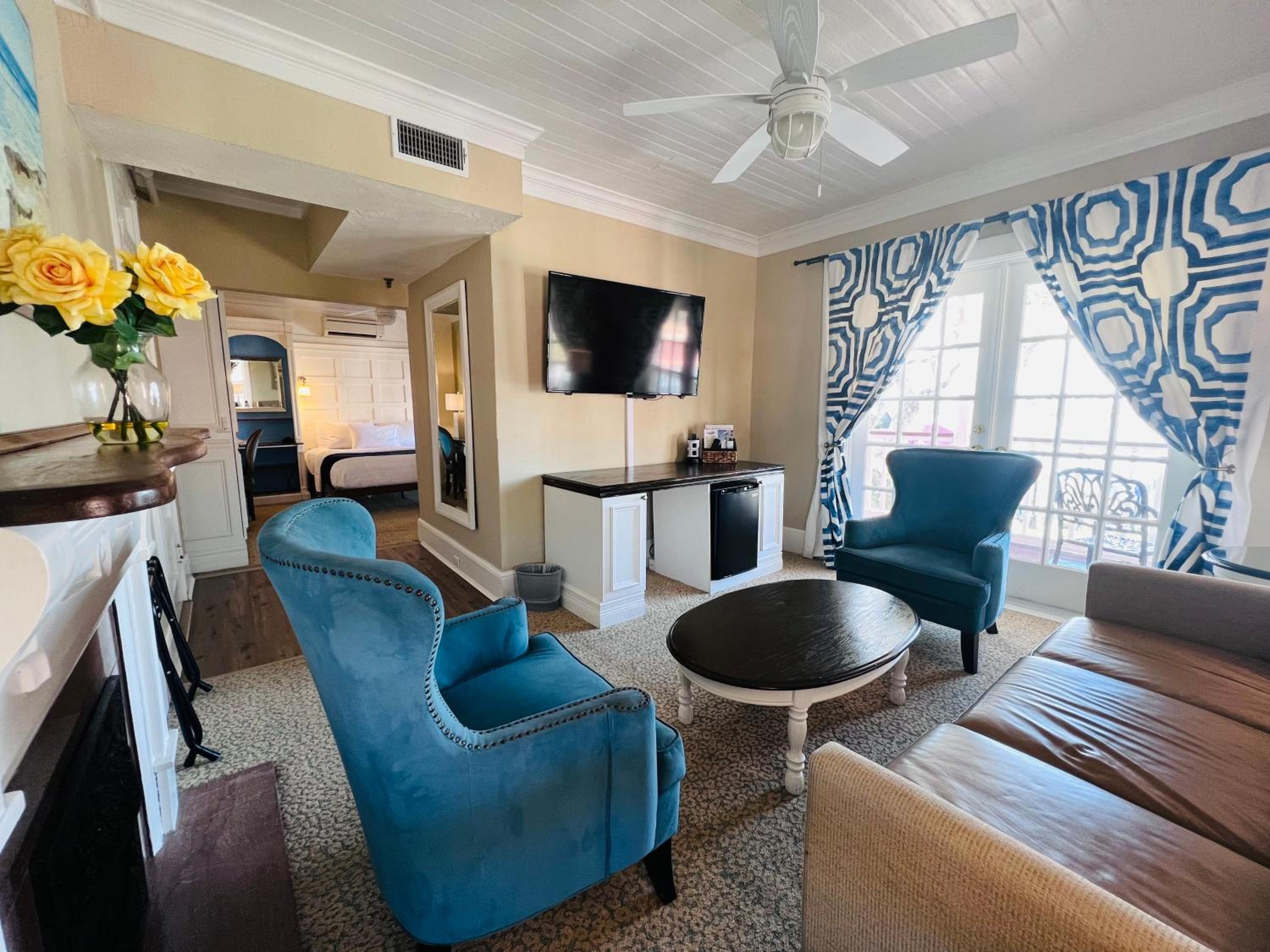 Grand River View Suite photo 1