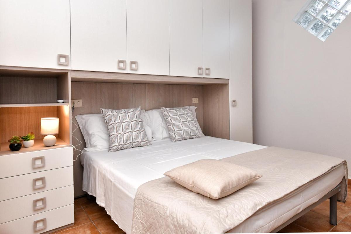 Apartment with Sea View - Photo 16