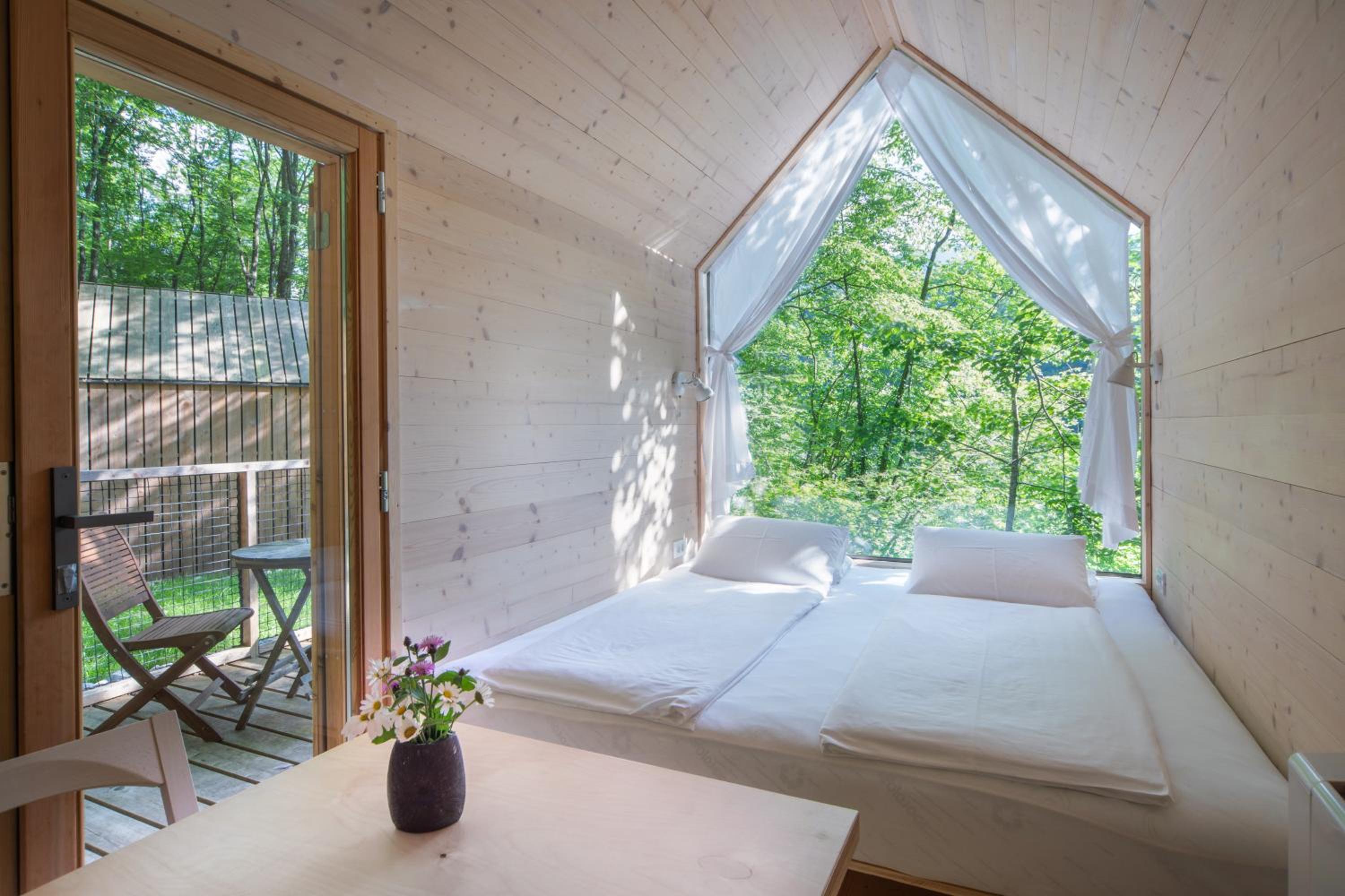Glamping Hut