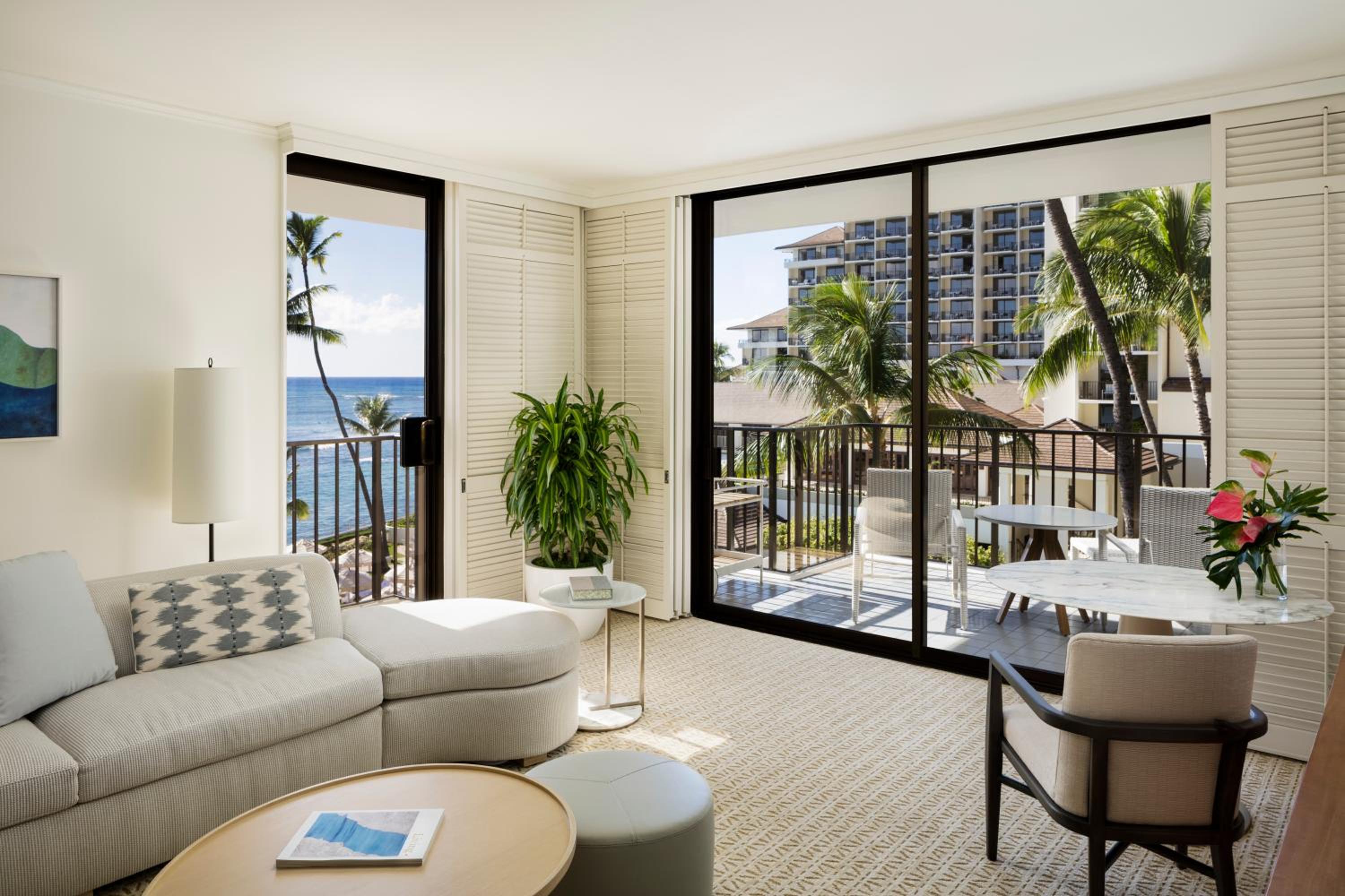Halekulani - NO RESORT FEE: Sunset Suite King photo