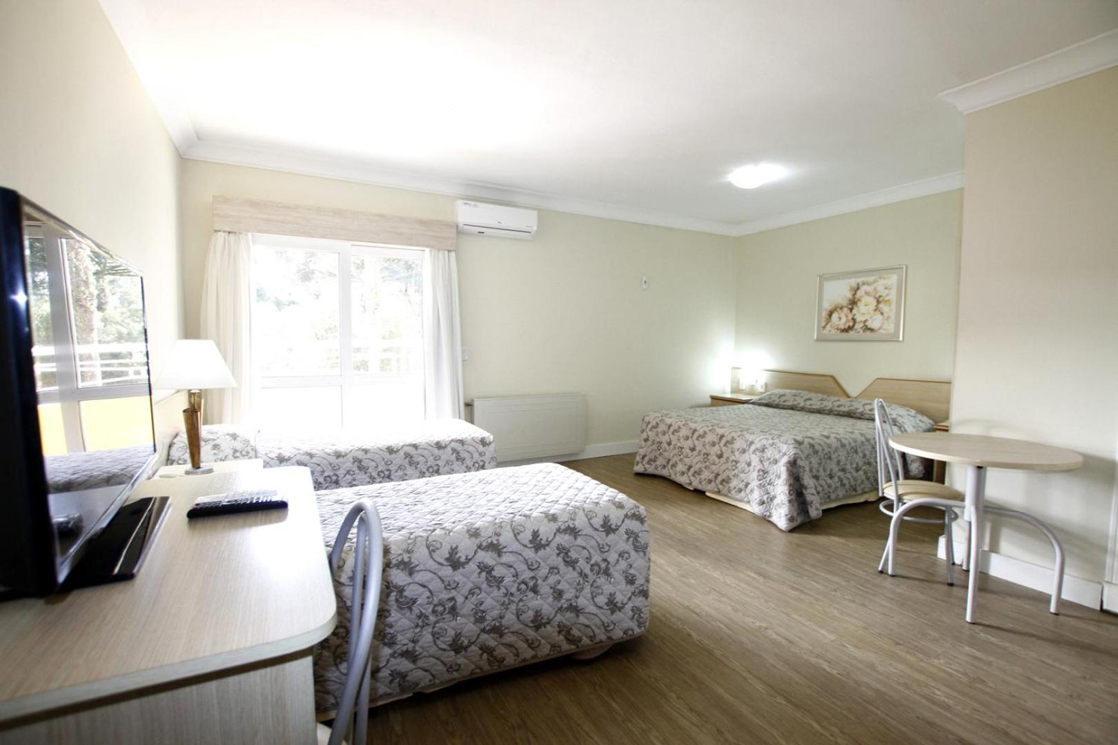 Deluxe Quadruple Room photo 2