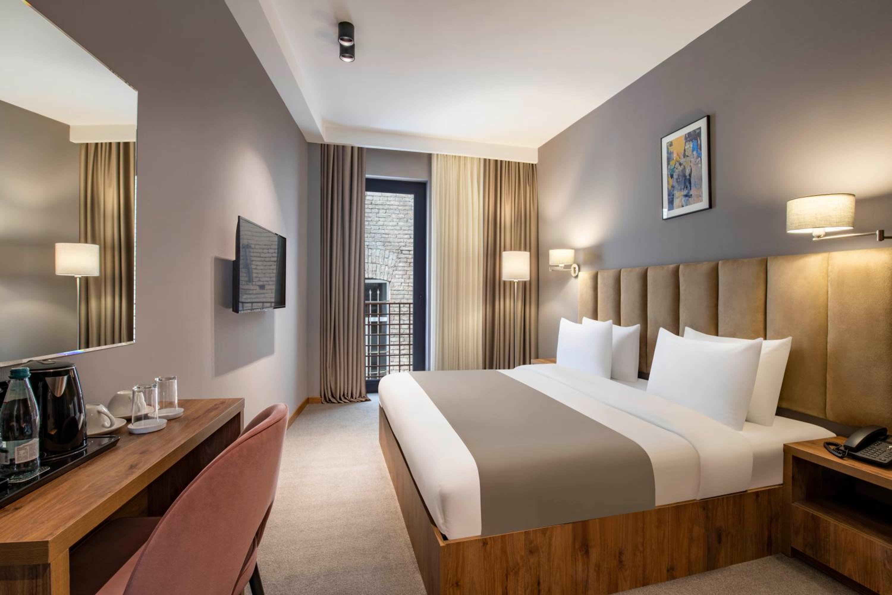 Deluxe Double Room with Balcony