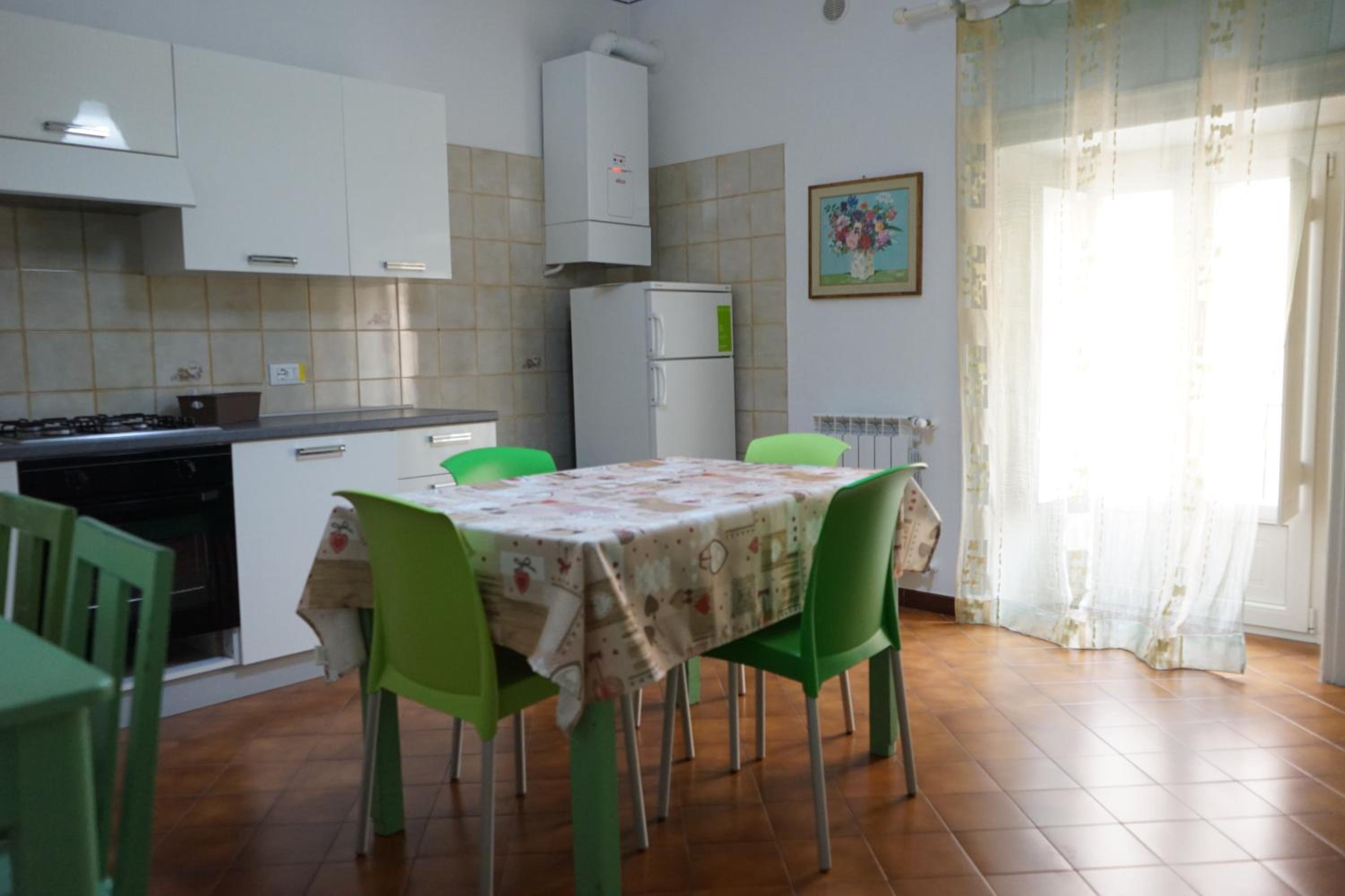 Two-Bedroom Apartment with Balcony - Photo 26
