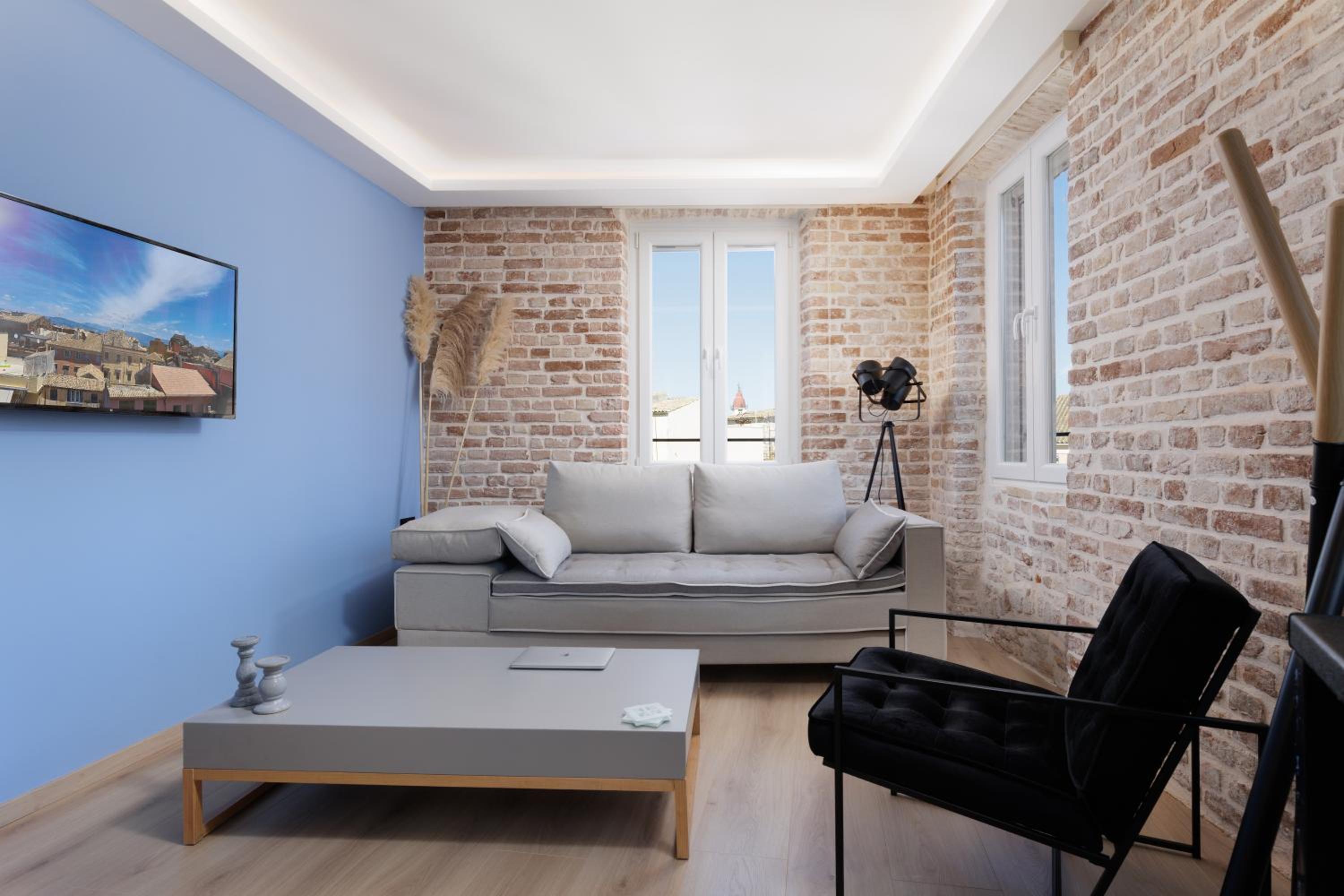 Apartment photo 3