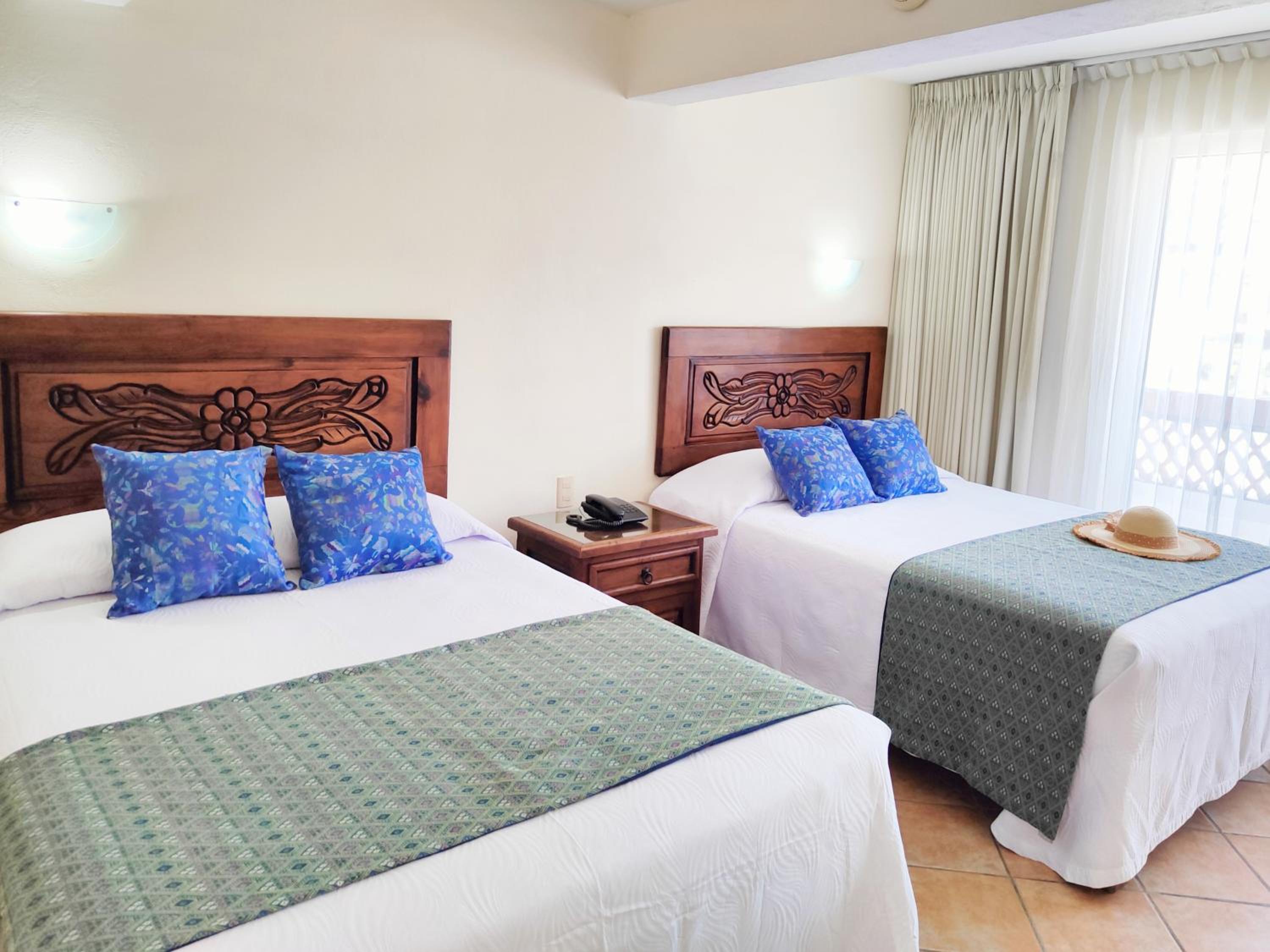 Standard Double Room with Two Double Beds - Photo 7