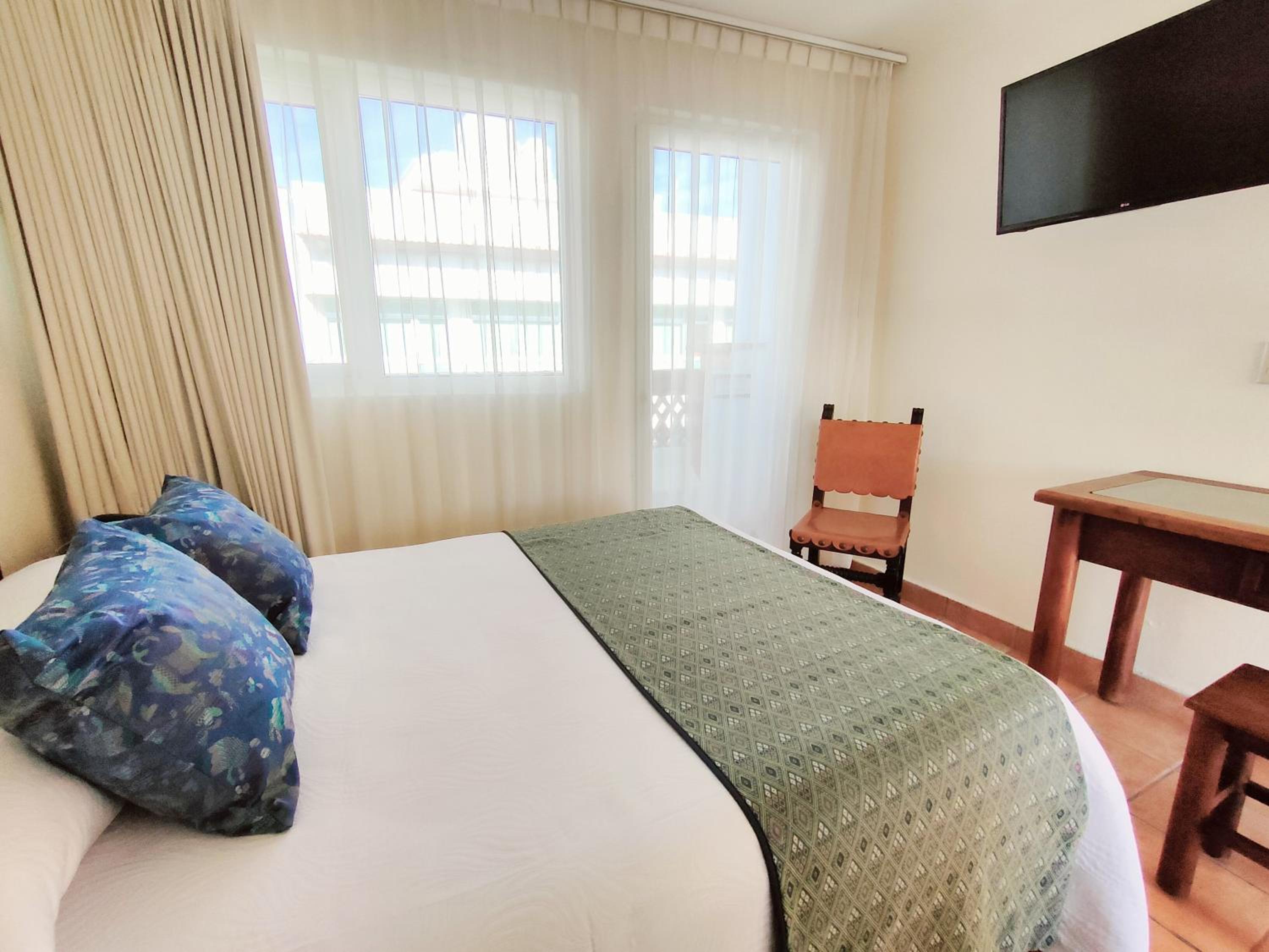 Standard Double Room - Photo 1