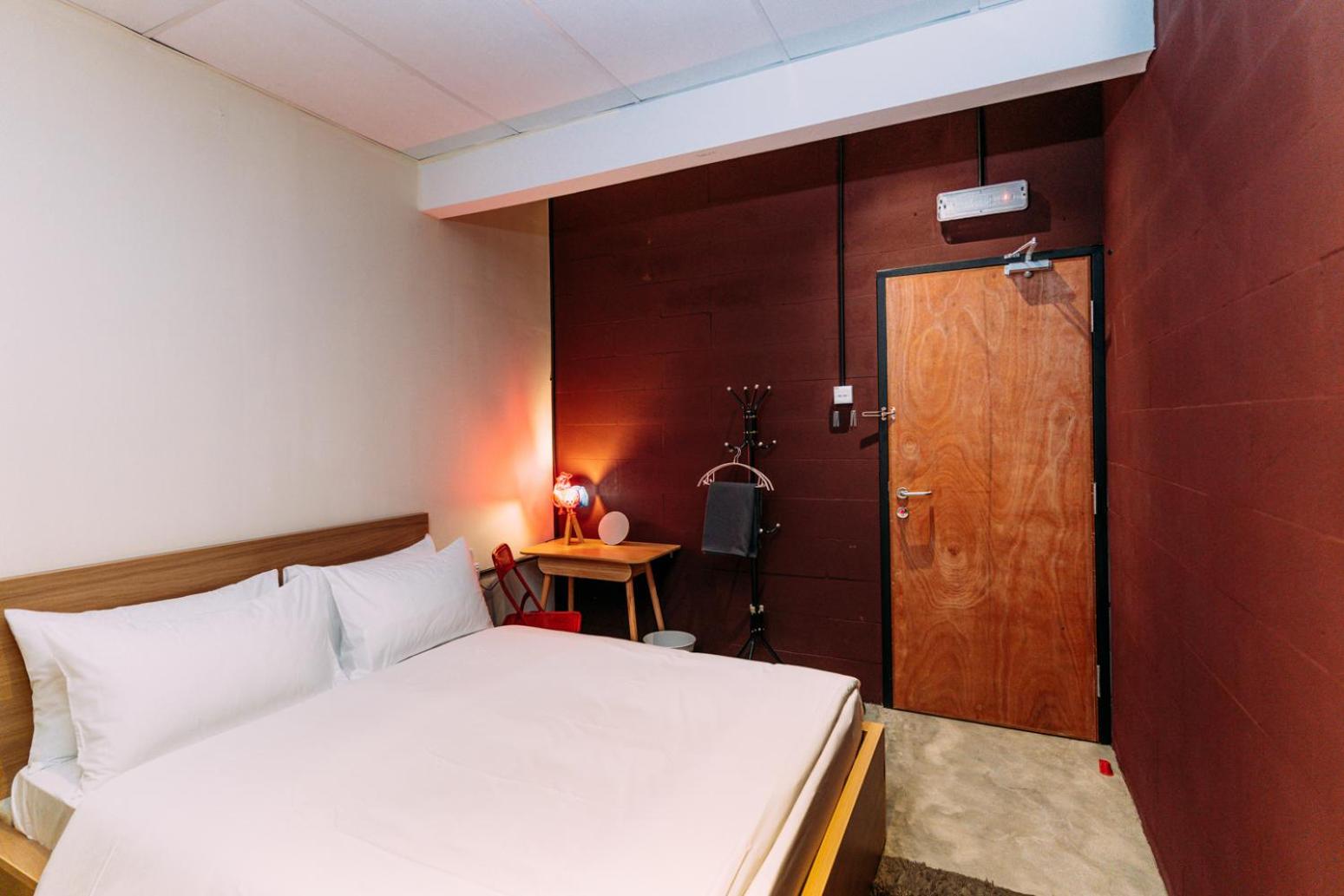 Double Room with Shared Bathroom photo 1