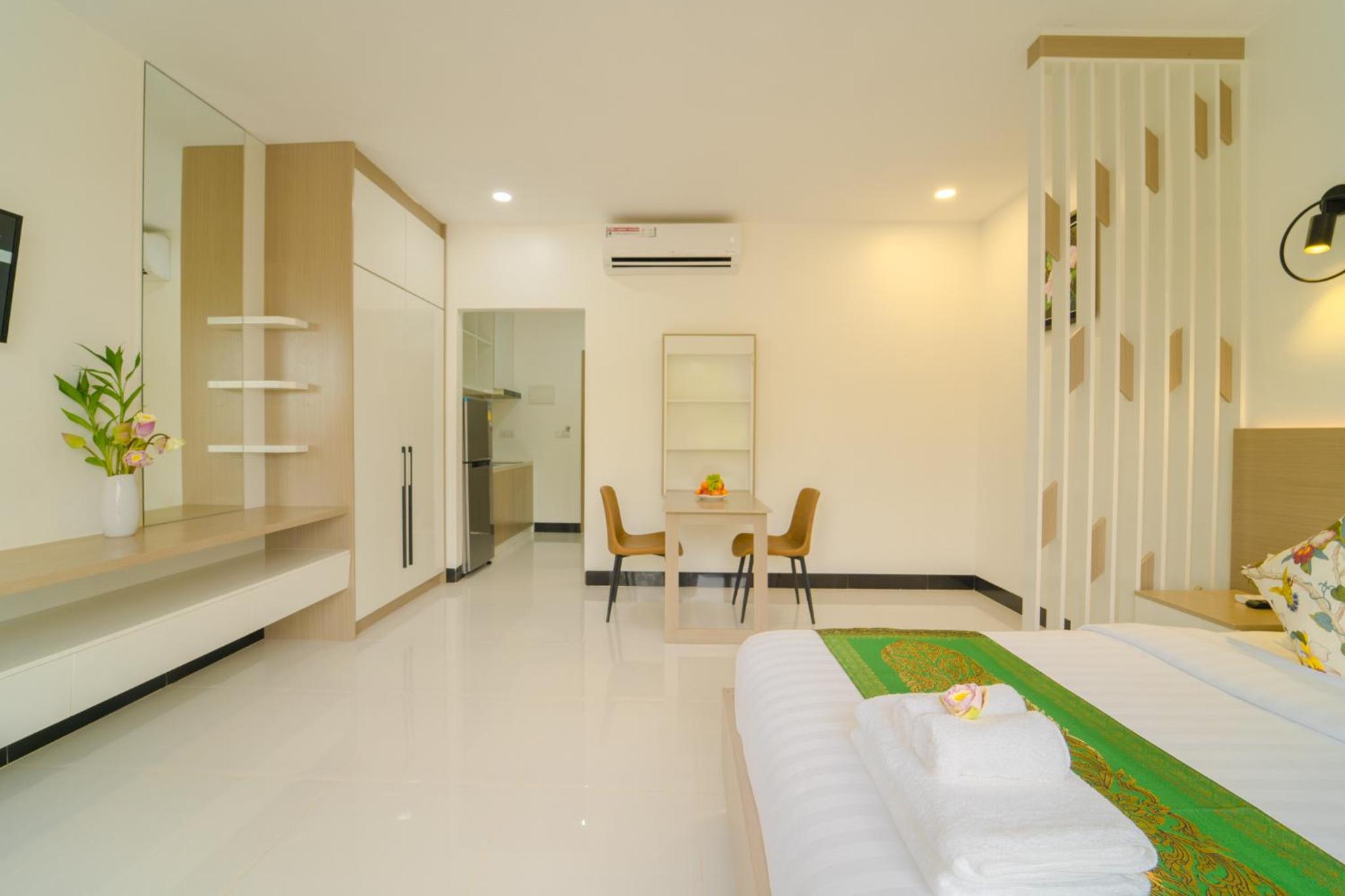 Deluxe Double Room - Photo 6