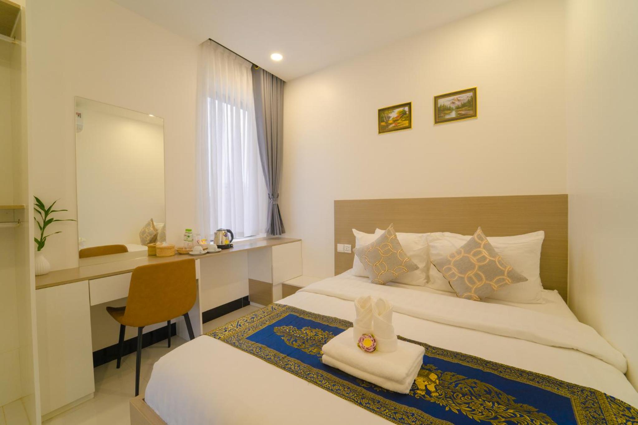 Connecting Room with Private Balcony - Photo 8