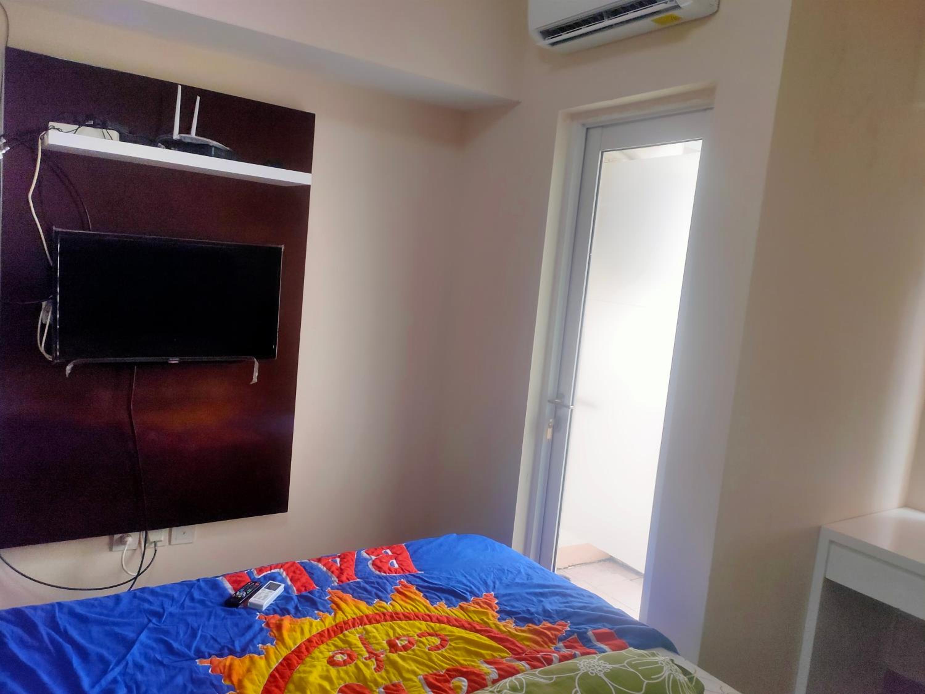 One-Bedroom Apartment - Photo 3