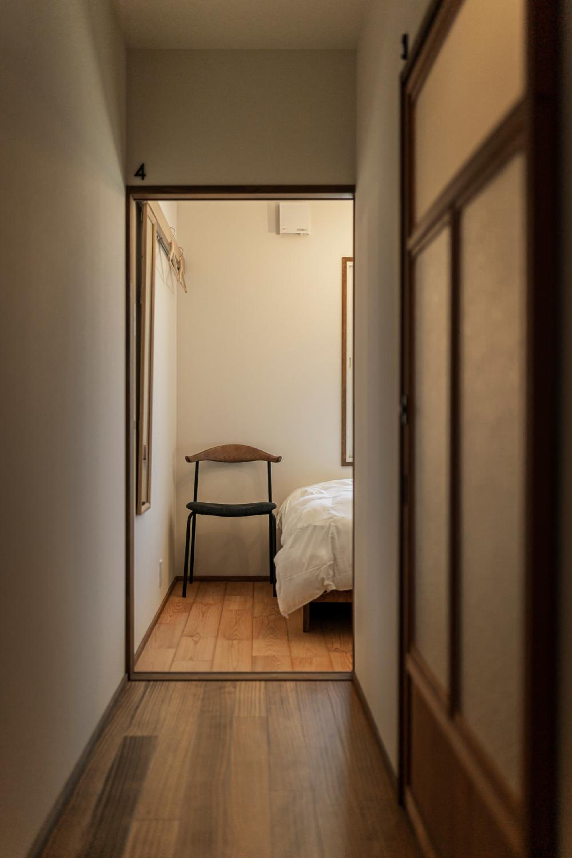 Double Room (1 Adult + 1 Child)