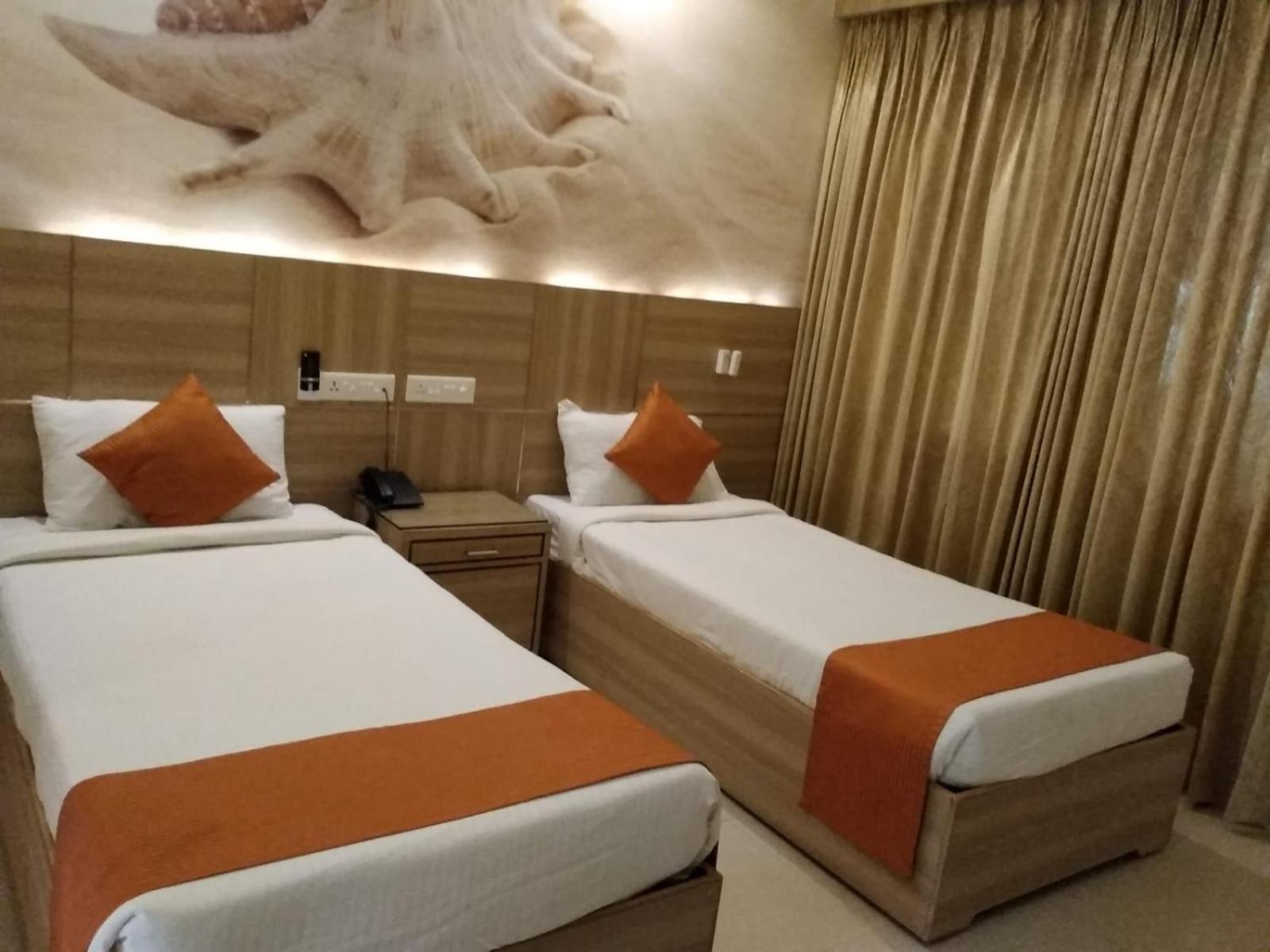 Deluxe Double Room photo 3