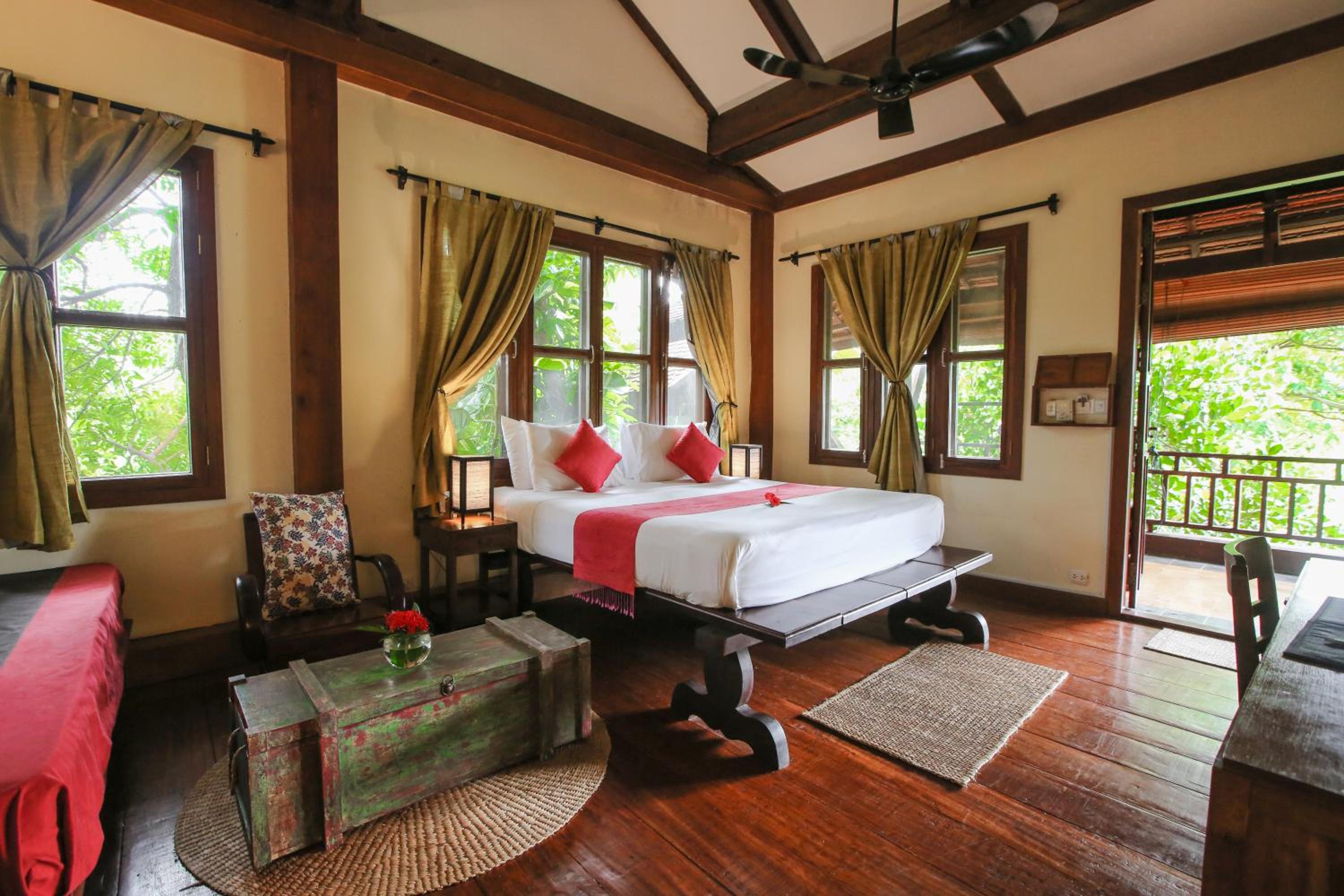 Lotus Double - Extra bed available photo 3