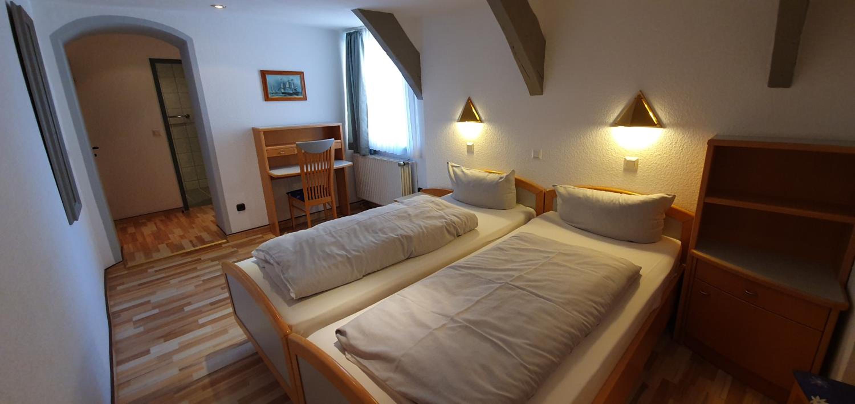 Double Room - Photo 3