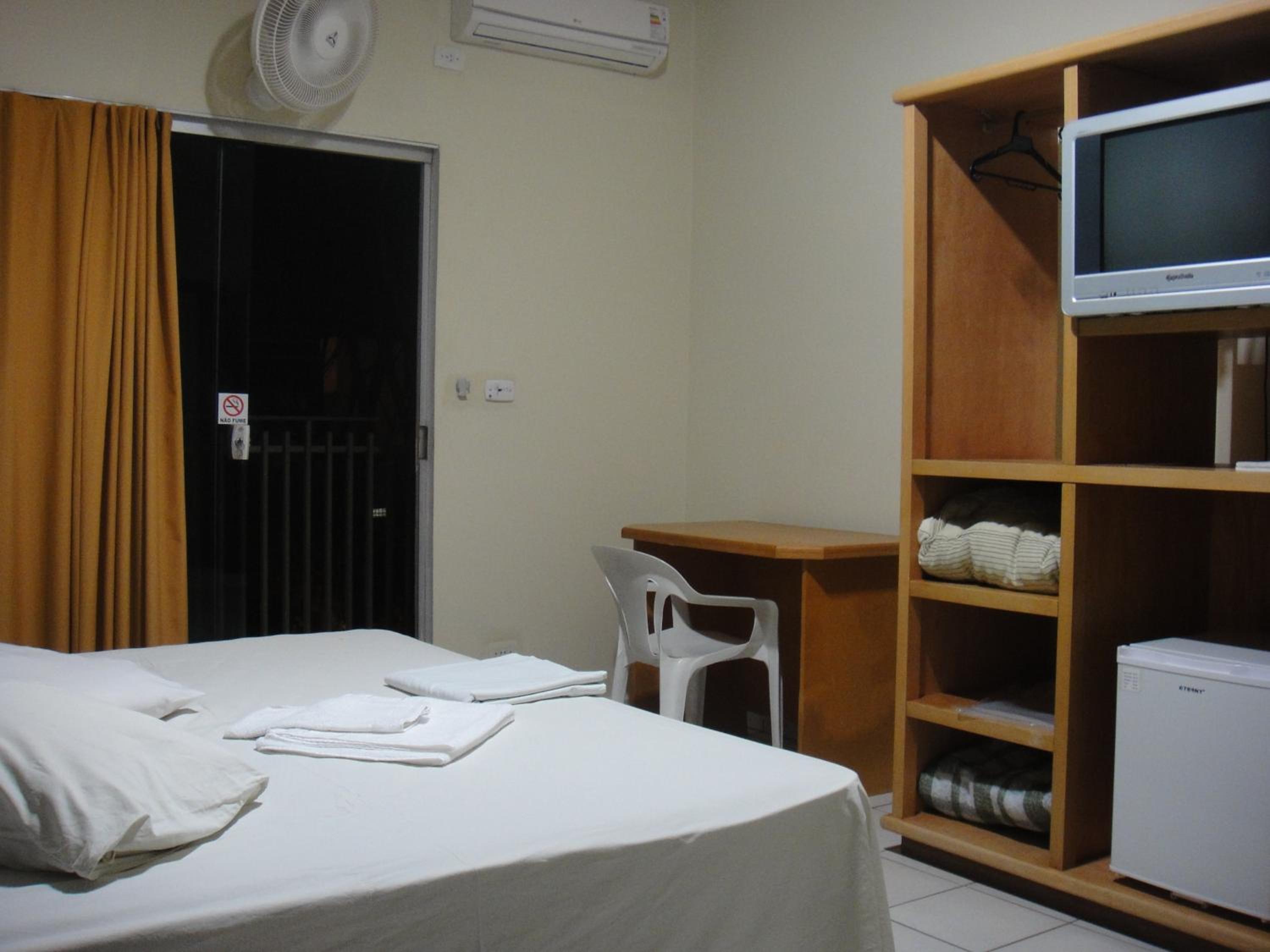 Deluxe Queen Room photo 3