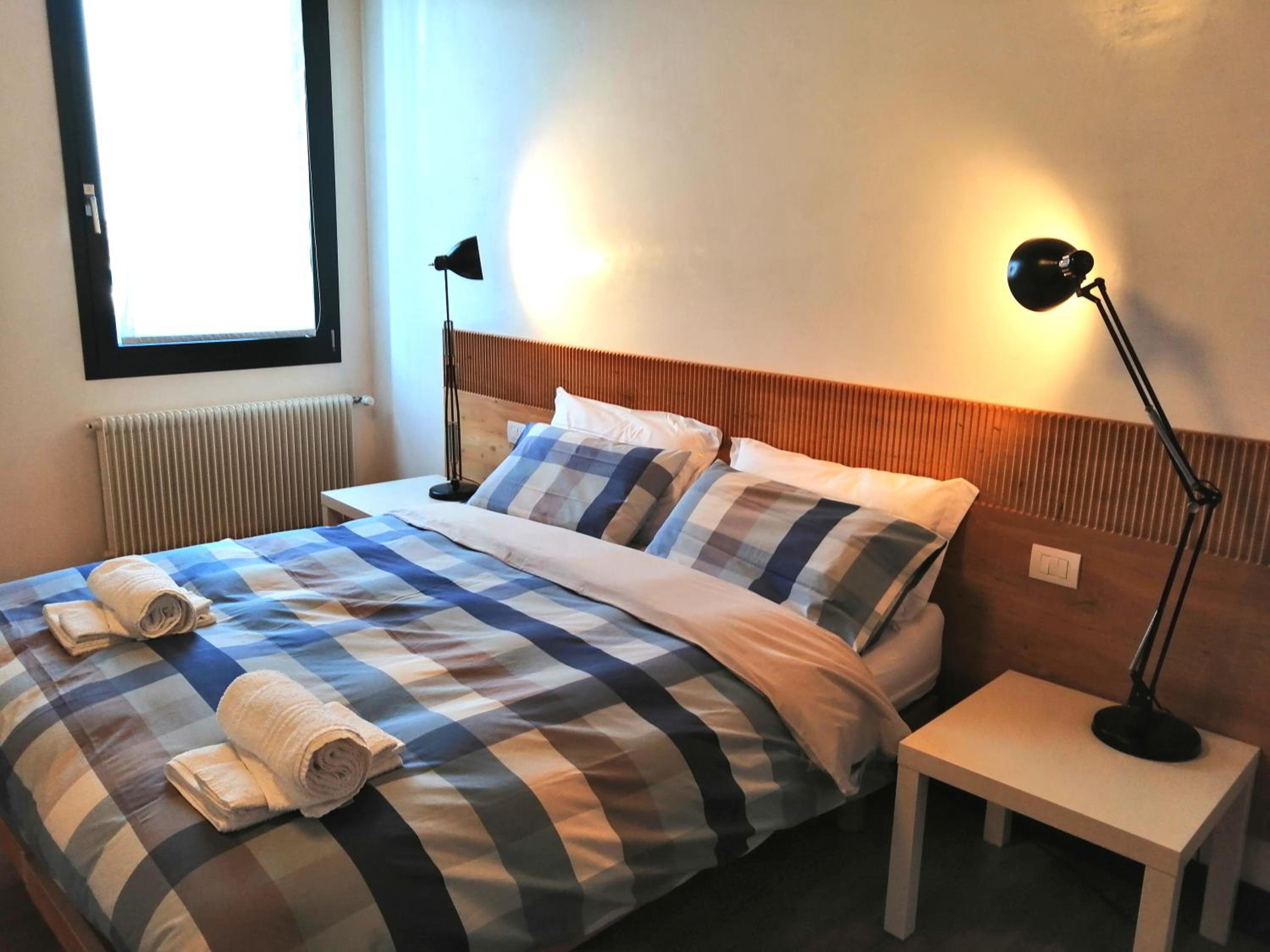 Double Room with Private Bathroom - Photo 3