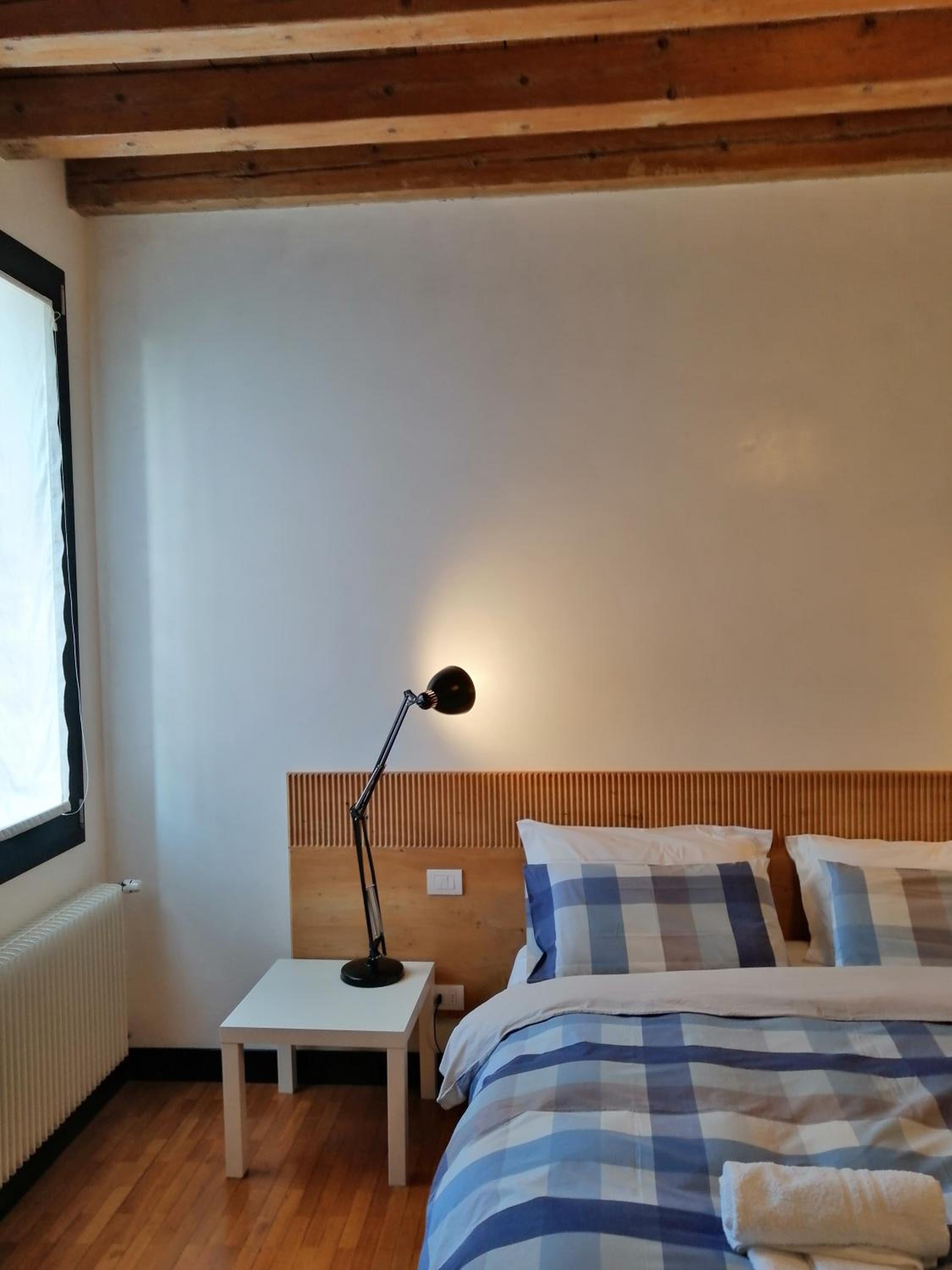 Double Room with Private Bathroom - Photo 5