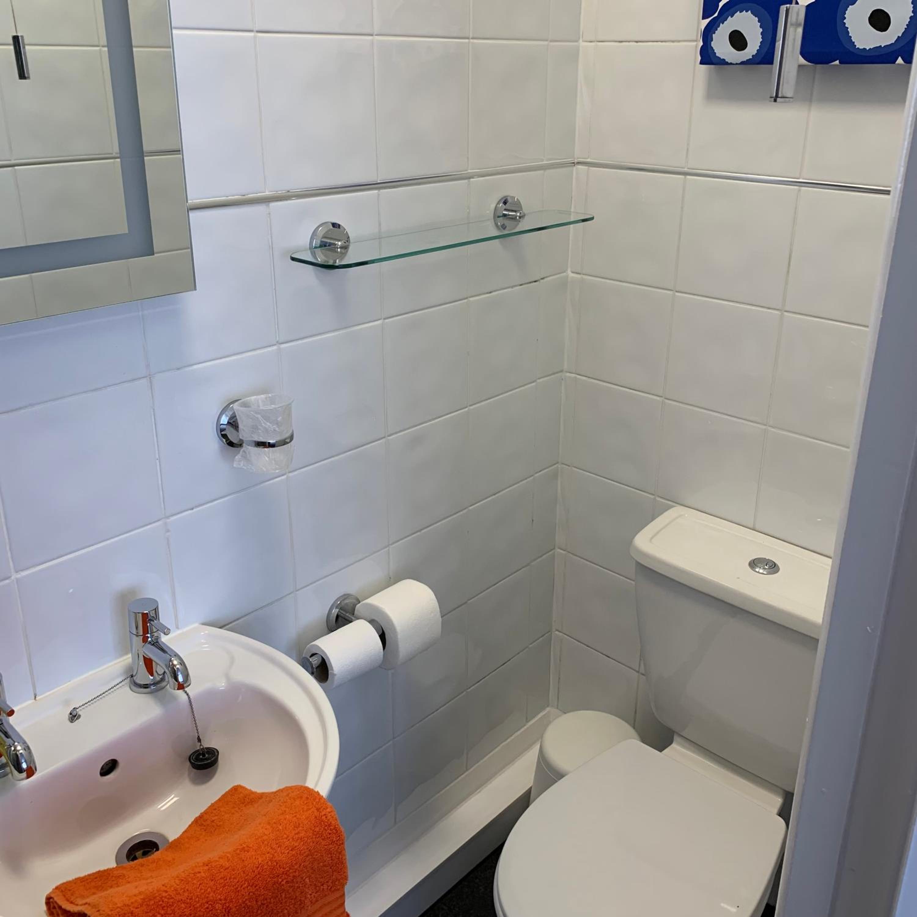 Double Room - Photo 21