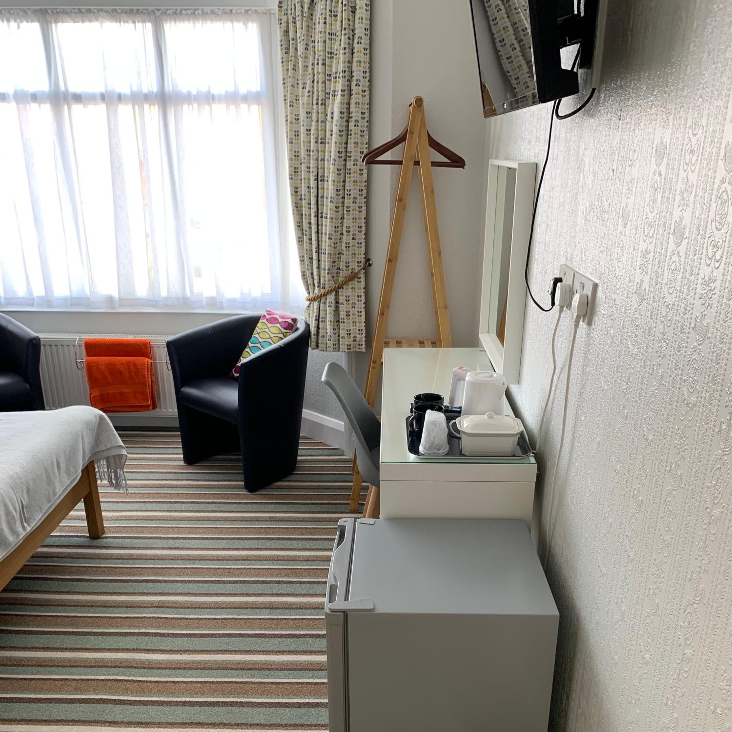 Double Room - Photo 4