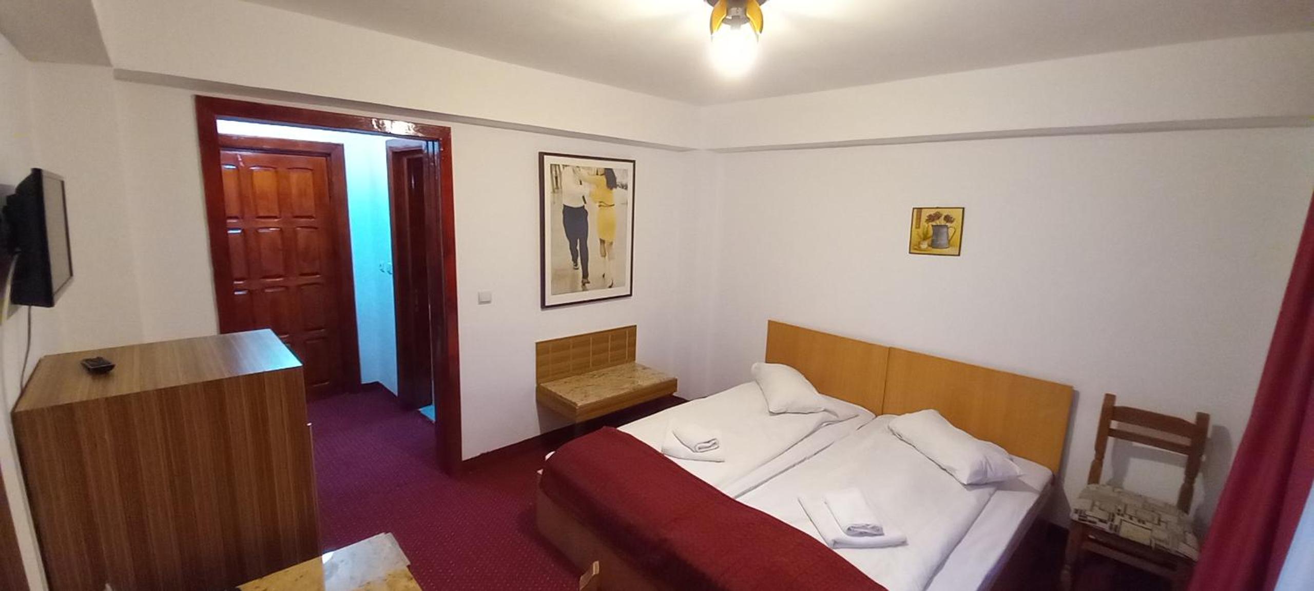 Standard Double Room photo 3