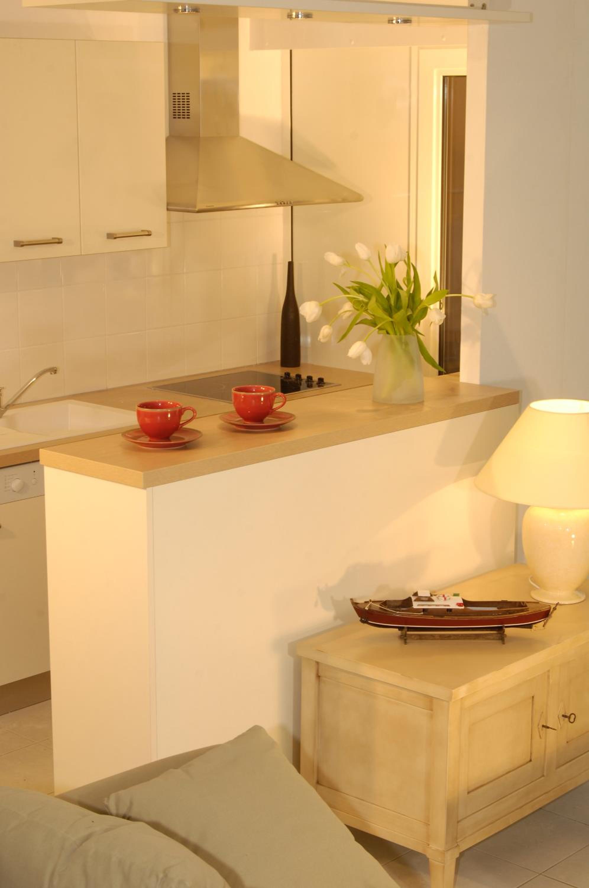Two-Bedroom Apartment (6 Adults) photo 2