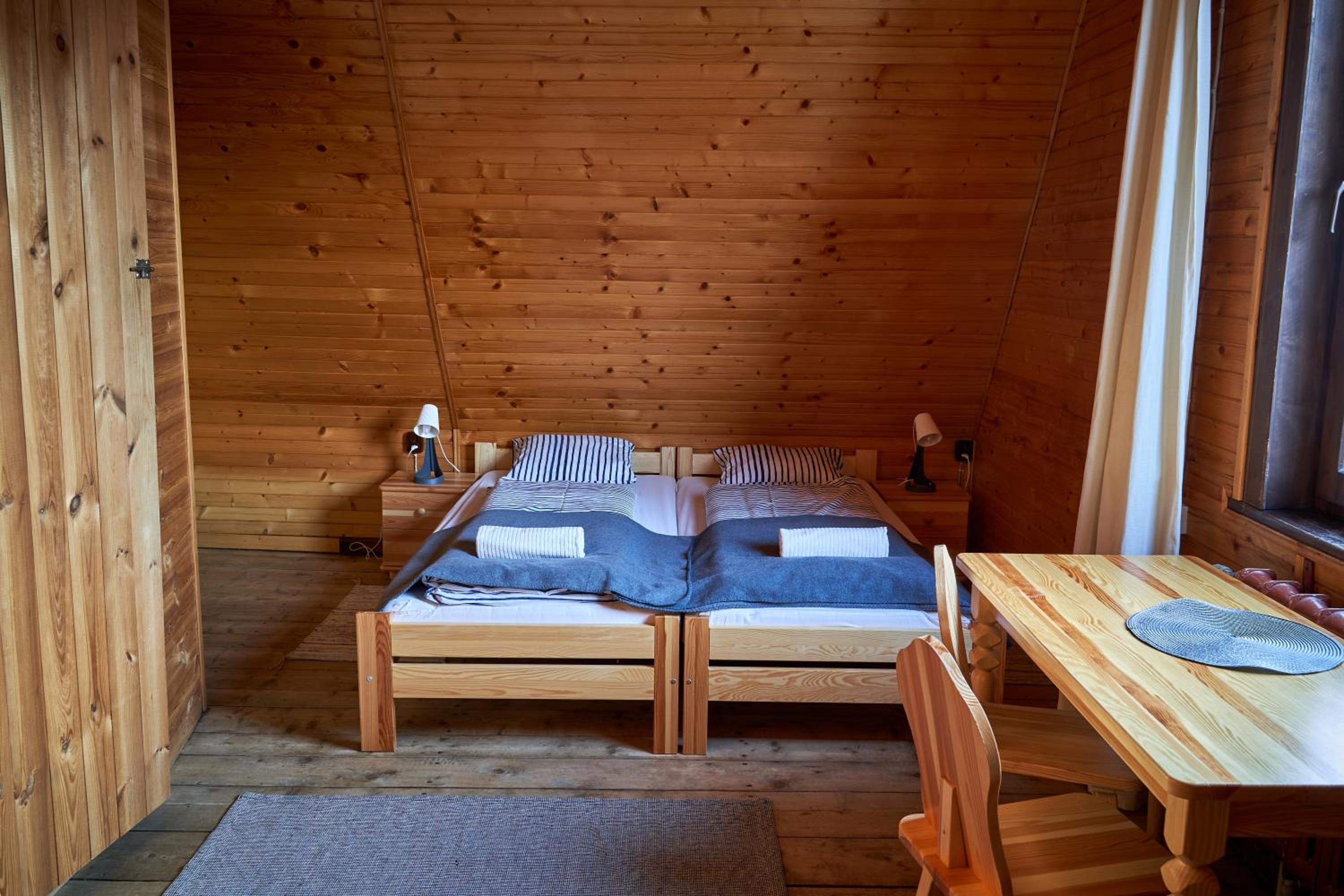 Quadruple Room with Private Bathroom - Photo 1