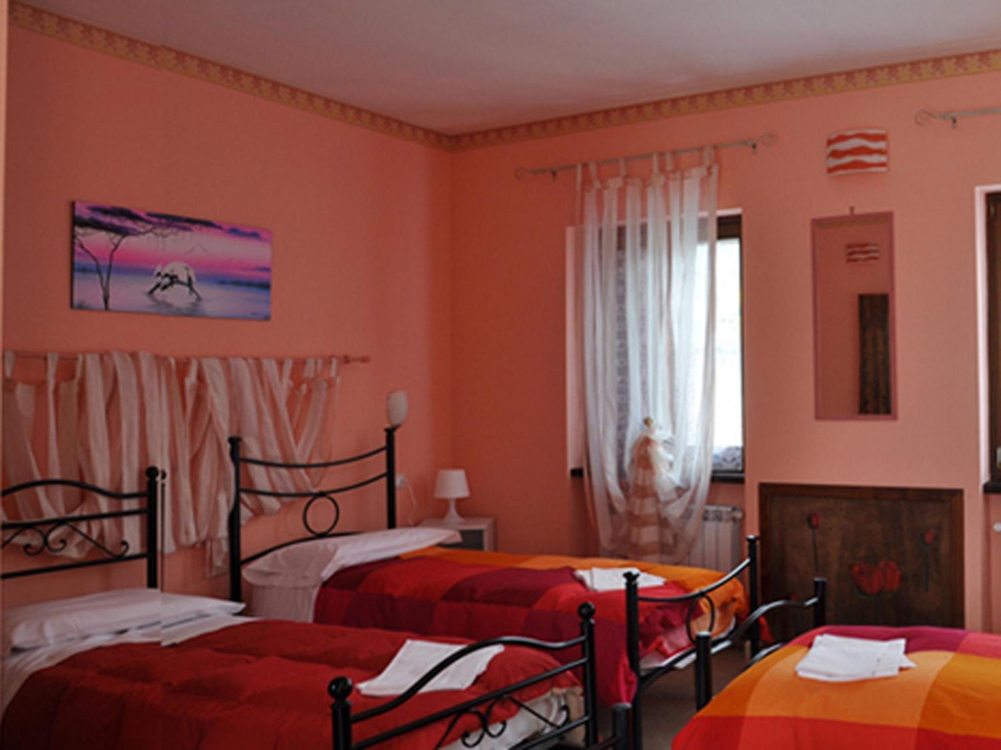 Double Room - Photo 2