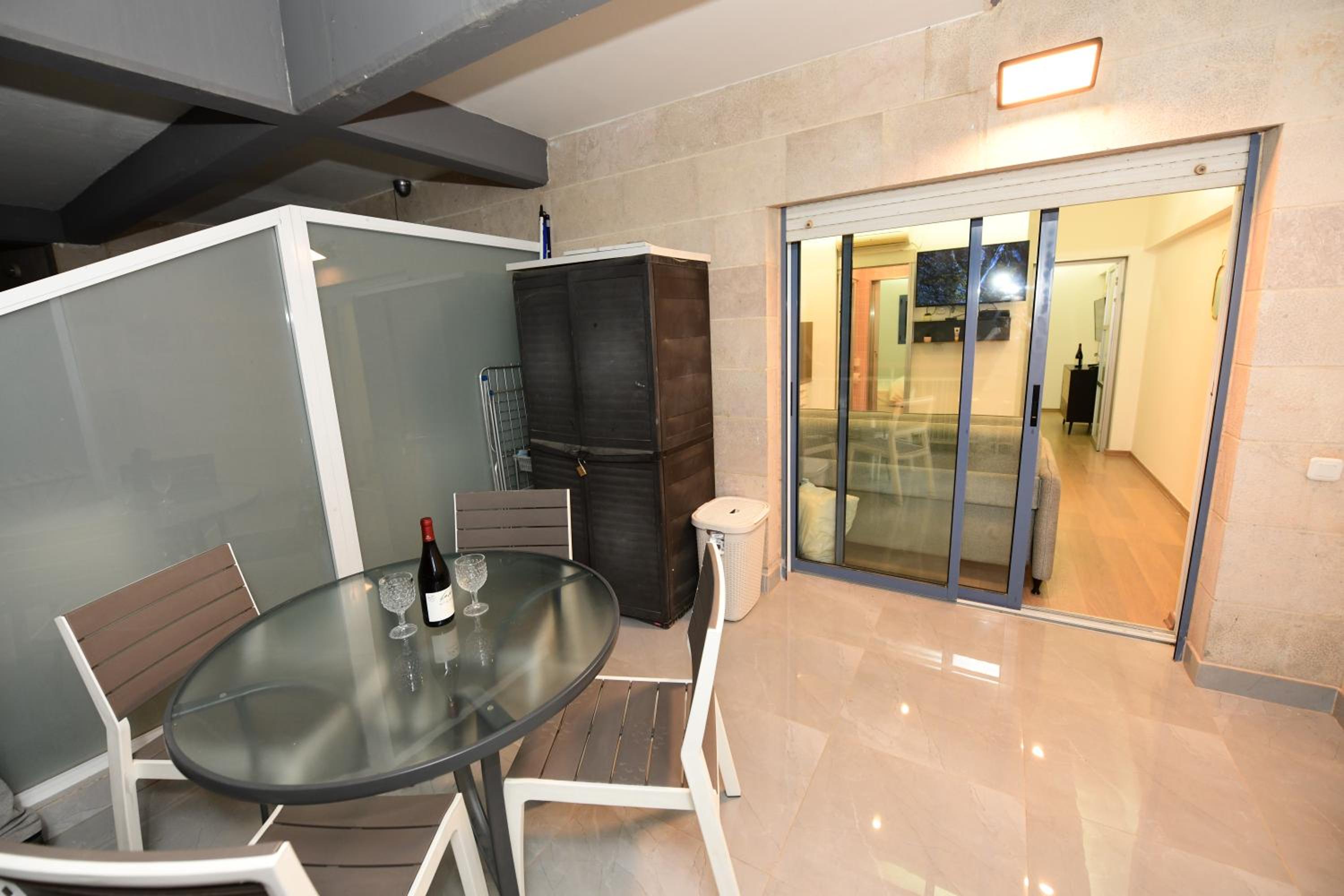 One-Bedroom Apartment - Photo 16