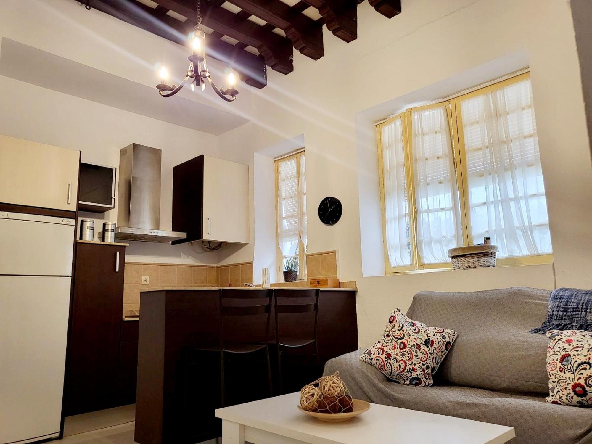 One-Bedroom Apartment - Photo 31