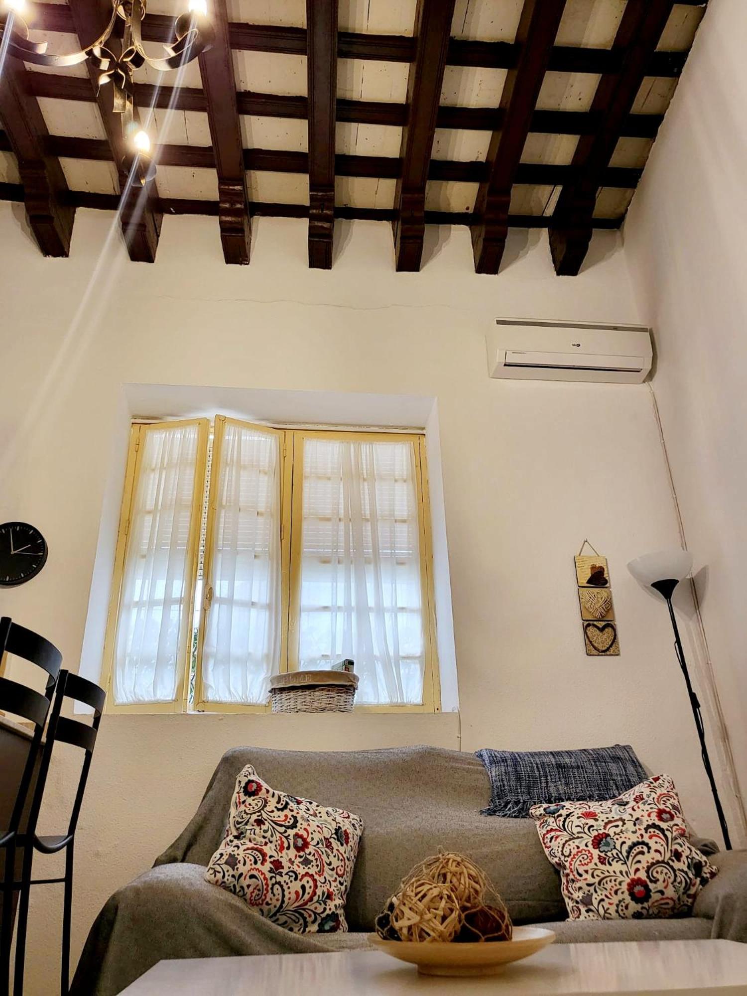 One-Bedroom Apartment - Photo 1